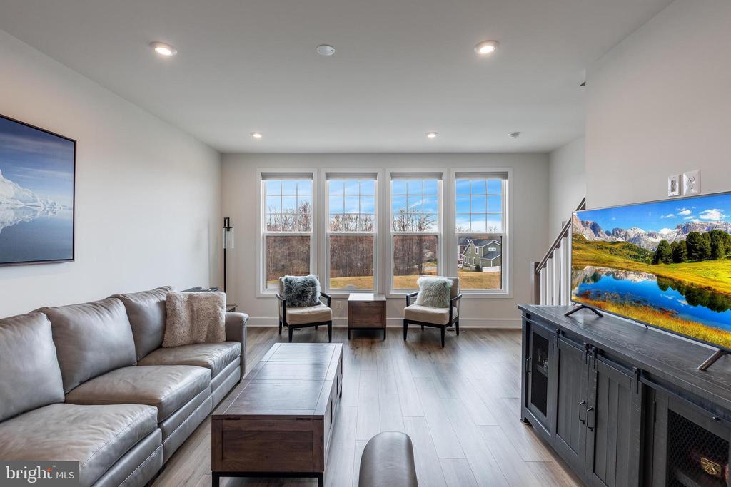 3588 STEPHENSONS HILL LN, MARSHALL, Virginia, 4 Bedrooms Bedrooms, ,3 BathroomsBathrooms,Residential,3588 STEPHENSONS HILL LN,VAFQ2020888 MLS # VAFQ2020888