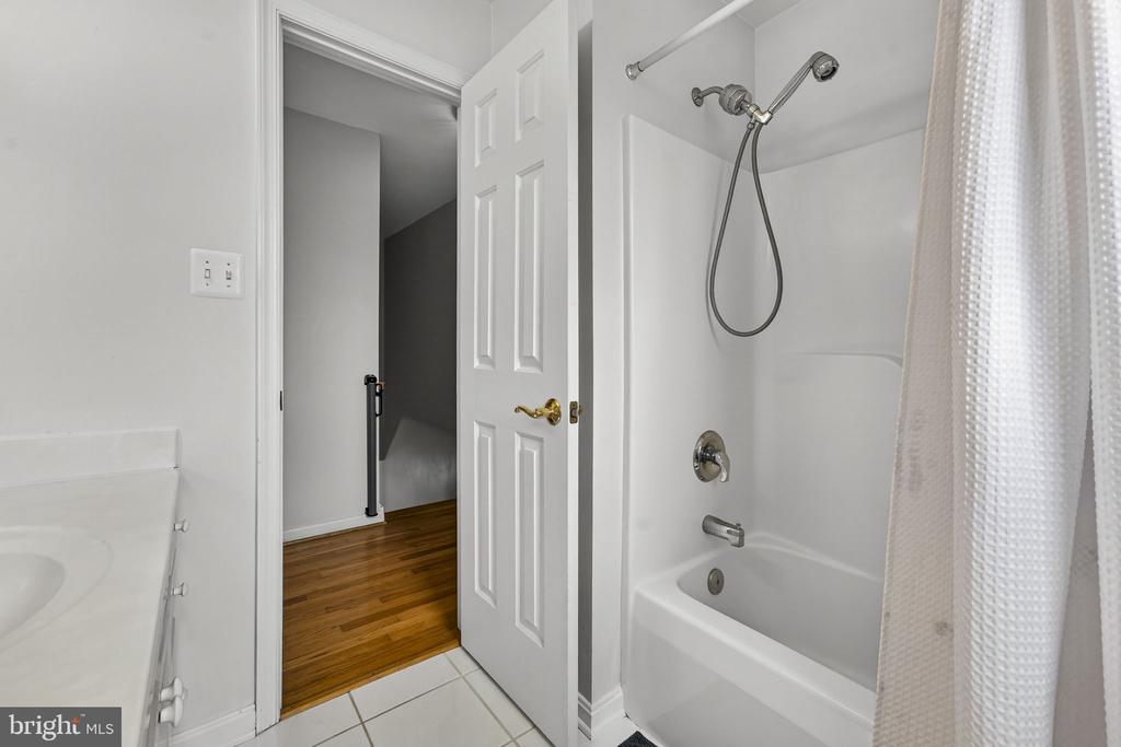 10507 CLIFF MILLS RD, MARSHALL, Virginia, 4 Bedrooms Bedrooms, ,2 BathroomsBathrooms,Residential,10507 CLIFF MILLS RD,VAFQ2020886 MLS # VAFQ2020886