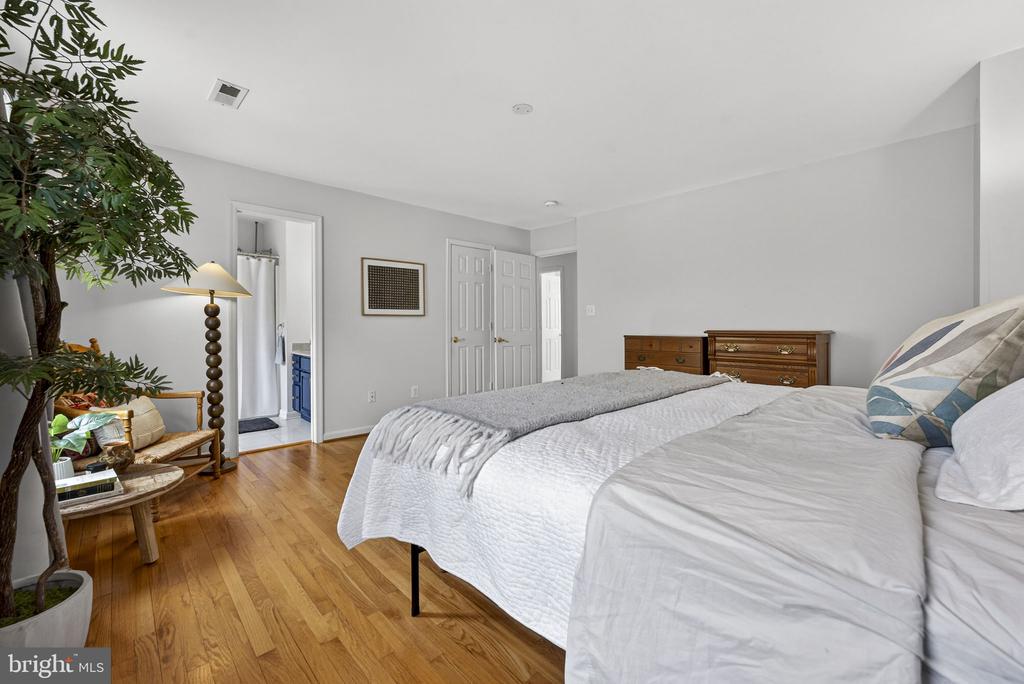 10507 CLIFF MILLS RD, MARSHALL, Virginia, 4 Bedrooms Bedrooms, ,2 BathroomsBathrooms,Residential,10507 CLIFF MILLS RD,VAFQ2020886 MLS # VAFQ2020886