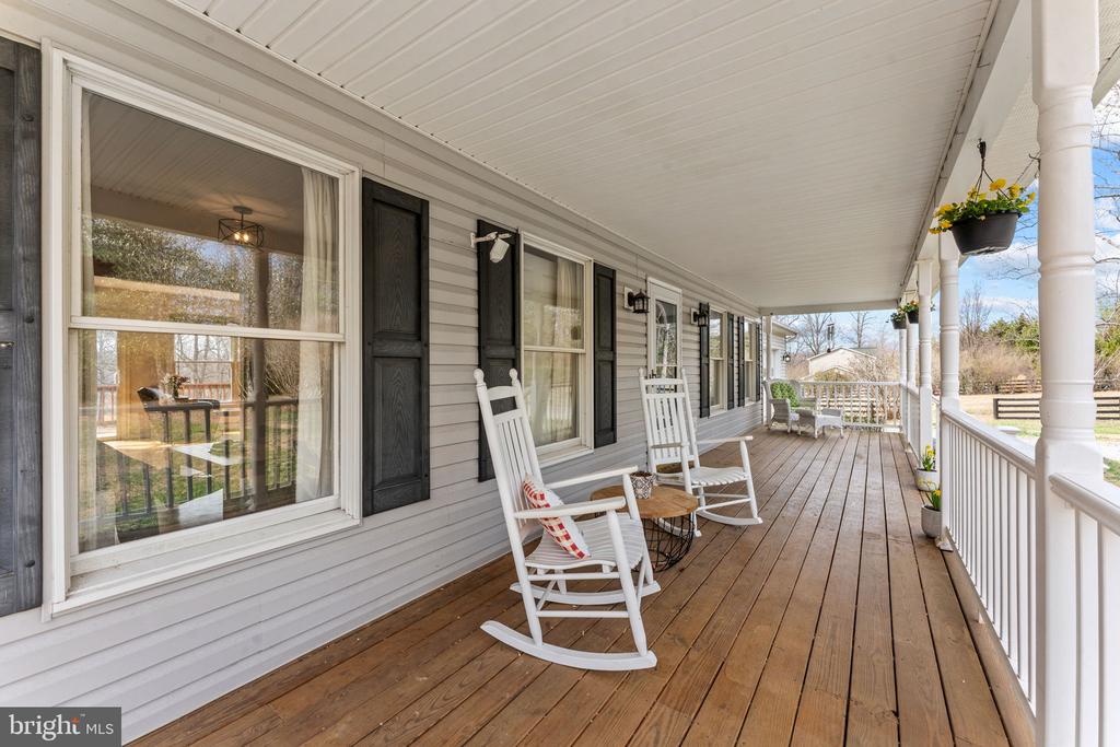 10507 CLIFF MILLS RD, MARSHALL, Virginia, 4 Bedrooms Bedrooms, ,2 BathroomsBathrooms,Residential,10507 CLIFF MILLS RD,VAFQ2020886 MLS # VAFQ2020886