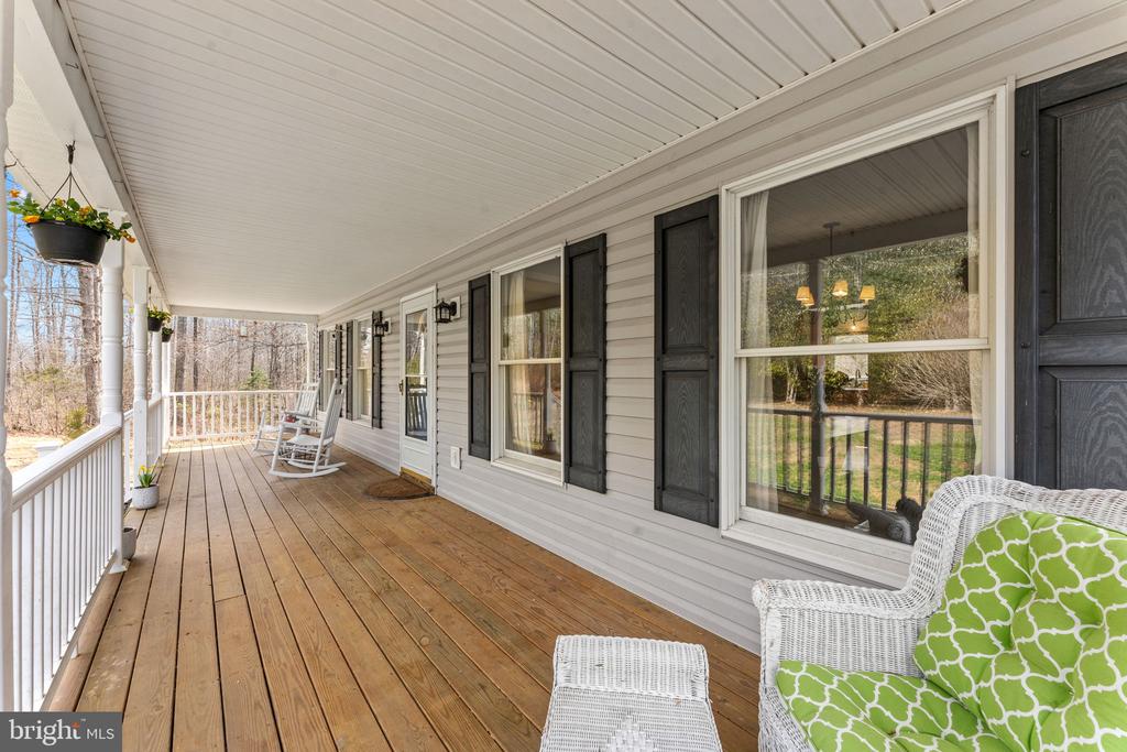 10507 CLIFF MILLS RD, MARSHALL, Virginia, 4 Bedrooms Bedrooms, ,2 BathroomsBathrooms,Residential,10507 CLIFF MILLS RD,VAFQ2020886 MLS # VAFQ2020886