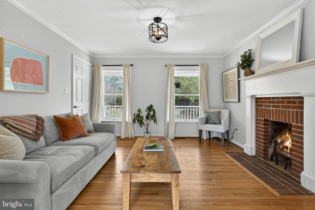 10507 CLIFF MILLS RD, MARSHALL, Virginia, 4 Bedrooms Bedrooms, ,2 BathroomsBathrooms,Residential,10507 CLIFF MILLS RD,VAFQ2020886 MLS # VAFQ2020886