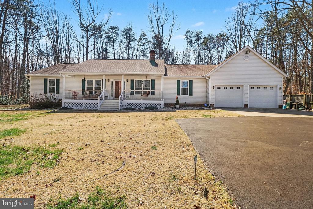 10806 MOUNTAIN LAUREL CT, SPOTSYLVANIA, Virginia 22553, 4 Bedrooms Bedrooms, ,2 BathroomsBathrooms,Residential,10806 MOUNTAIN LAUREL CT,VASP2039974 MLS # VASP2039974