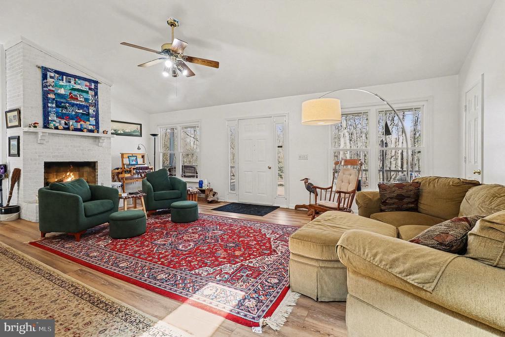 10806 MOUNTAIN LAUREL CT, SPOTSYLVANIA, Virginia 22553, 4 Bedrooms Bedrooms, ,2 BathroomsBathrooms,Residential,10806 MOUNTAIN LAUREL CT,VASP2039974 MLS # VASP2039974