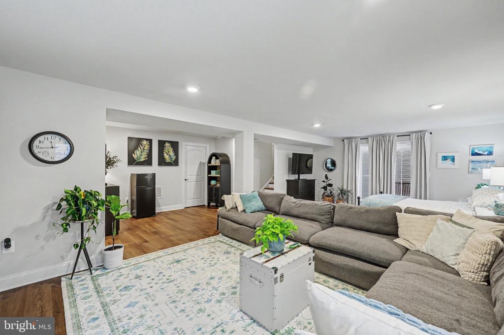 7701 RIPARIAN CT, FREDERICKSBURG, Virginia 22408, 4 Bedrooms Bedrooms, ,3 BathroomsBathrooms,Residential,7701 RIPARIAN CT,VASP2040174 MLS # VASP2040174