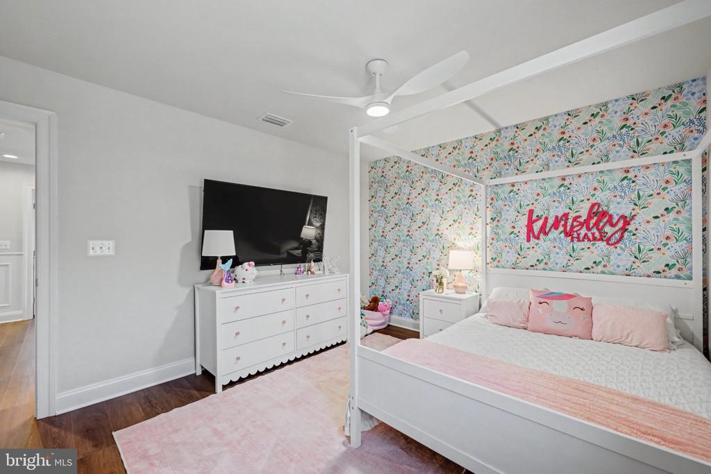 7701 RIPARIAN CT, FREDERICKSBURG, Virginia 22408, 4 Bedrooms Bedrooms, ,3 BathroomsBathrooms,Residential,7701 RIPARIAN CT,VASP2040174 MLS # VASP2040174