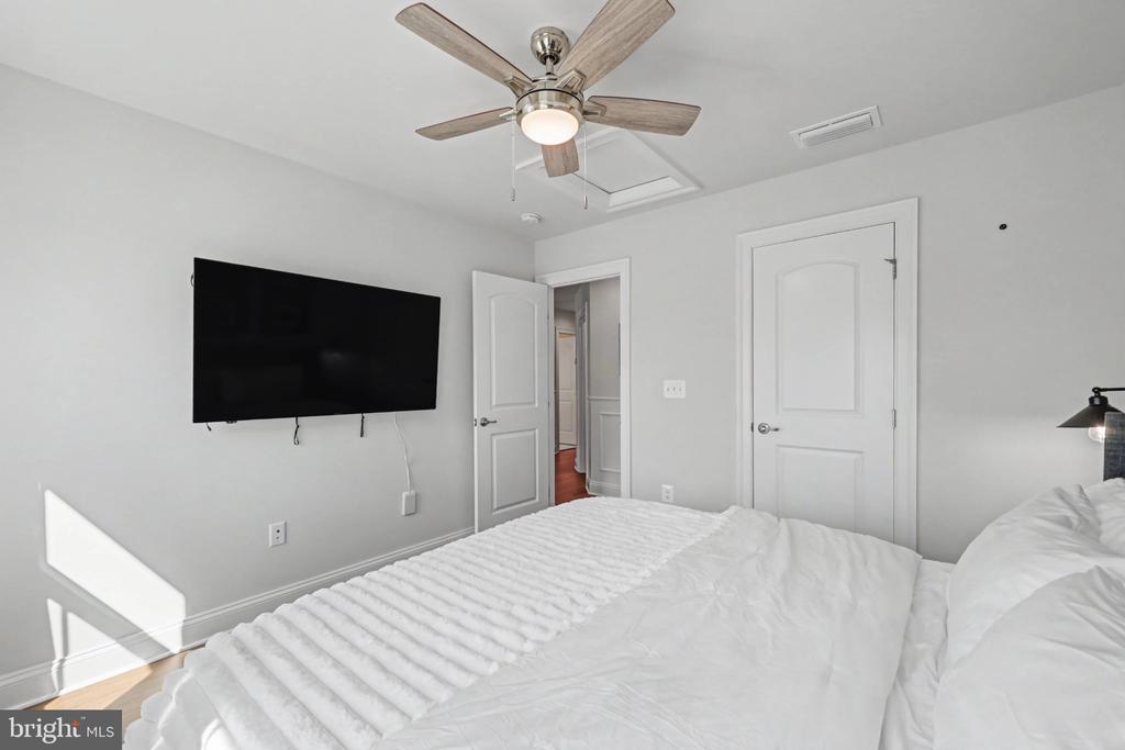 7701 RIPARIAN CT, FREDERICKSBURG, Virginia 22408, 4 Bedrooms Bedrooms, ,3 BathroomsBathrooms,Residential,7701 RIPARIAN CT,VASP2040174 MLS # VASP2040174