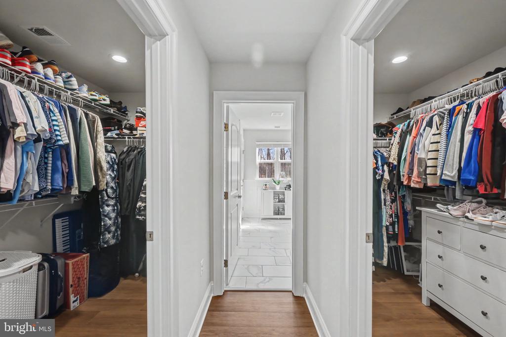 7701 RIPARIAN CT, FREDERICKSBURG, Virginia 22408, 4 Bedrooms Bedrooms, ,3 BathroomsBathrooms,Residential,7701 RIPARIAN CT,VASP2040174 MLS # VASP2040174