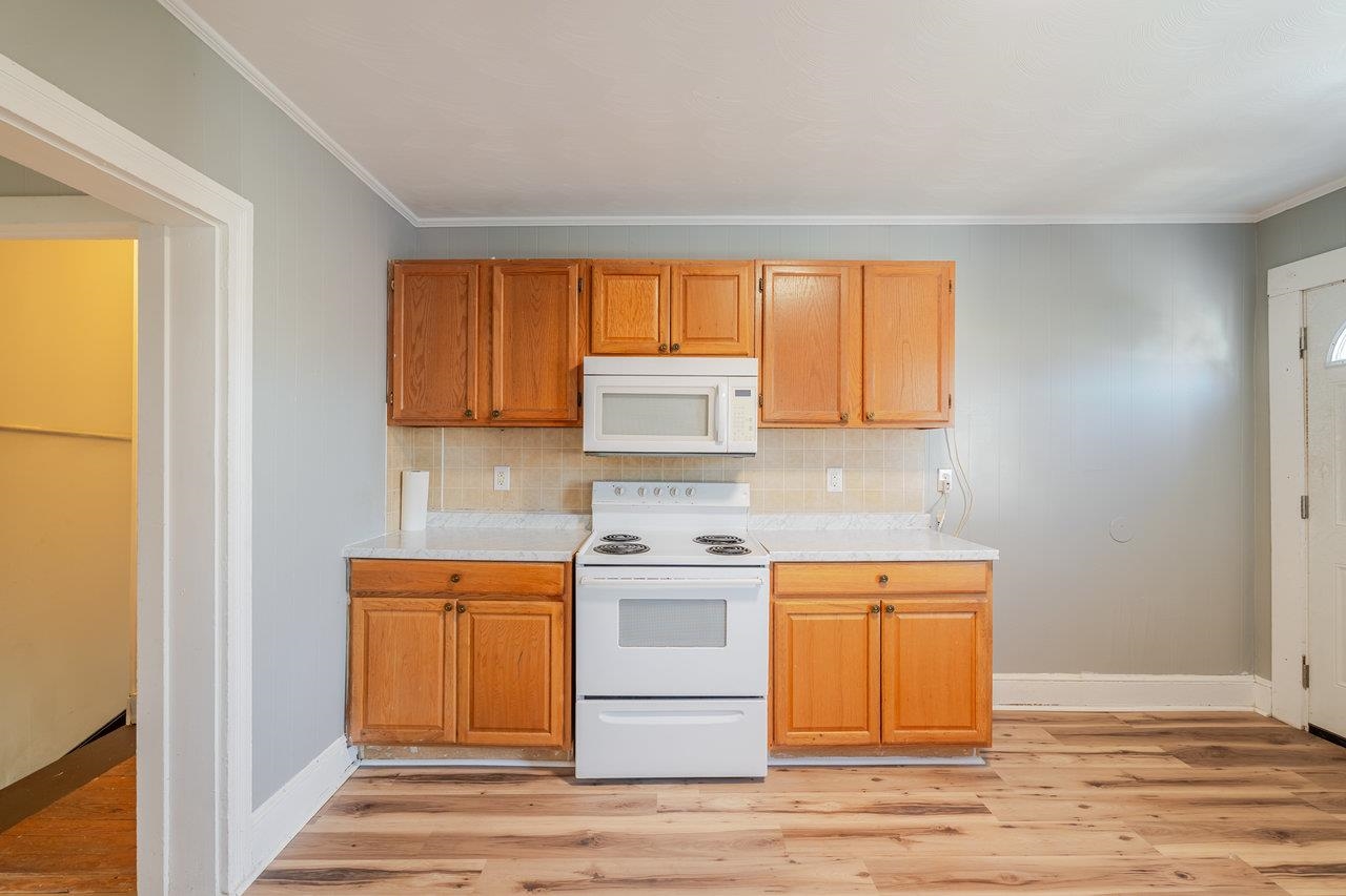 427 FOURTH ST, SHENANDOAH, Virginia 22849, 4 Bedrooms Bedrooms, ,2 BathroomsBathrooms,Residential,427 FOURTH ST,671295 MLS # 671295