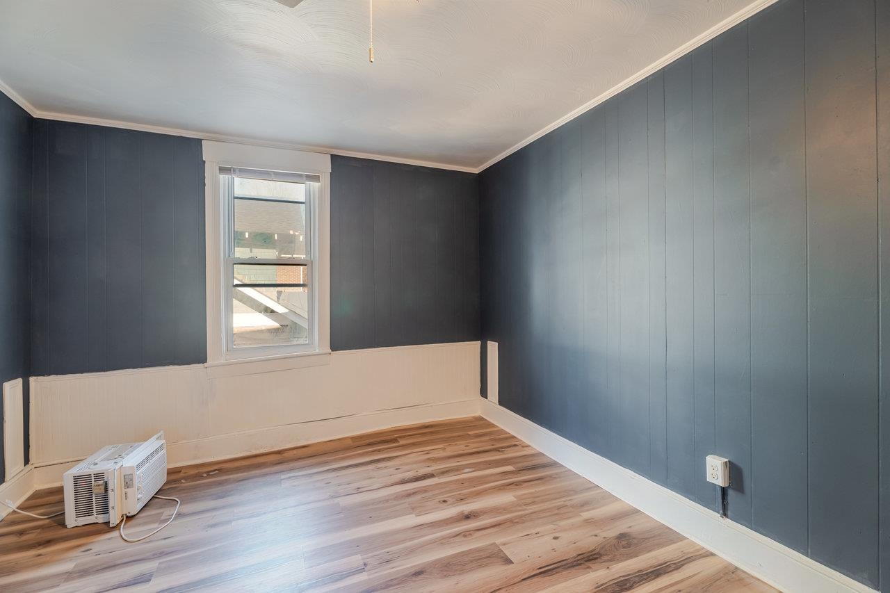 427 FOURTH ST, SHENANDOAH, Virginia 22849, 4 Bedrooms Bedrooms, ,2 BathroomsBathrooms,Residential,427 FOURTH ST,671295 MLS # 671295