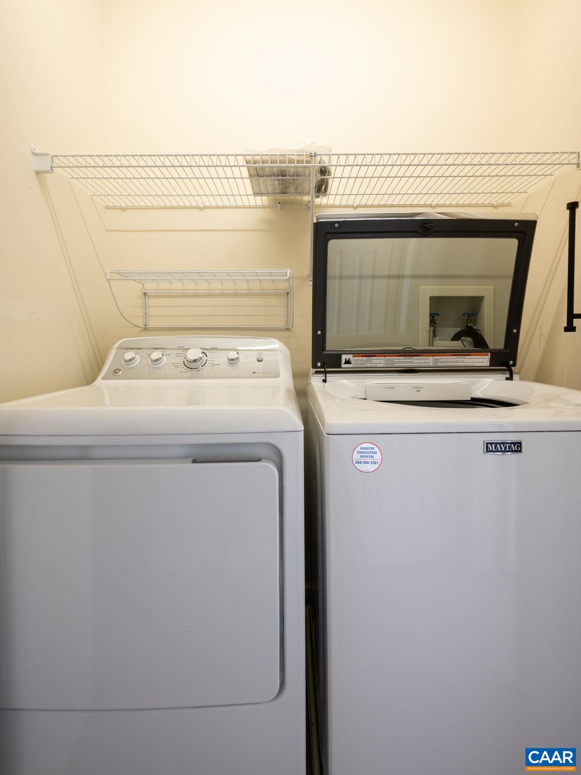 1041 CARRINGTON PL, CHARLOTTESVILLE, Virginia 22901, 3 Bedrooms Bedrooms, ,3 BathroomsBathrooms,Residential,1041 CARRINGTON PL,674191 MLS # 674191