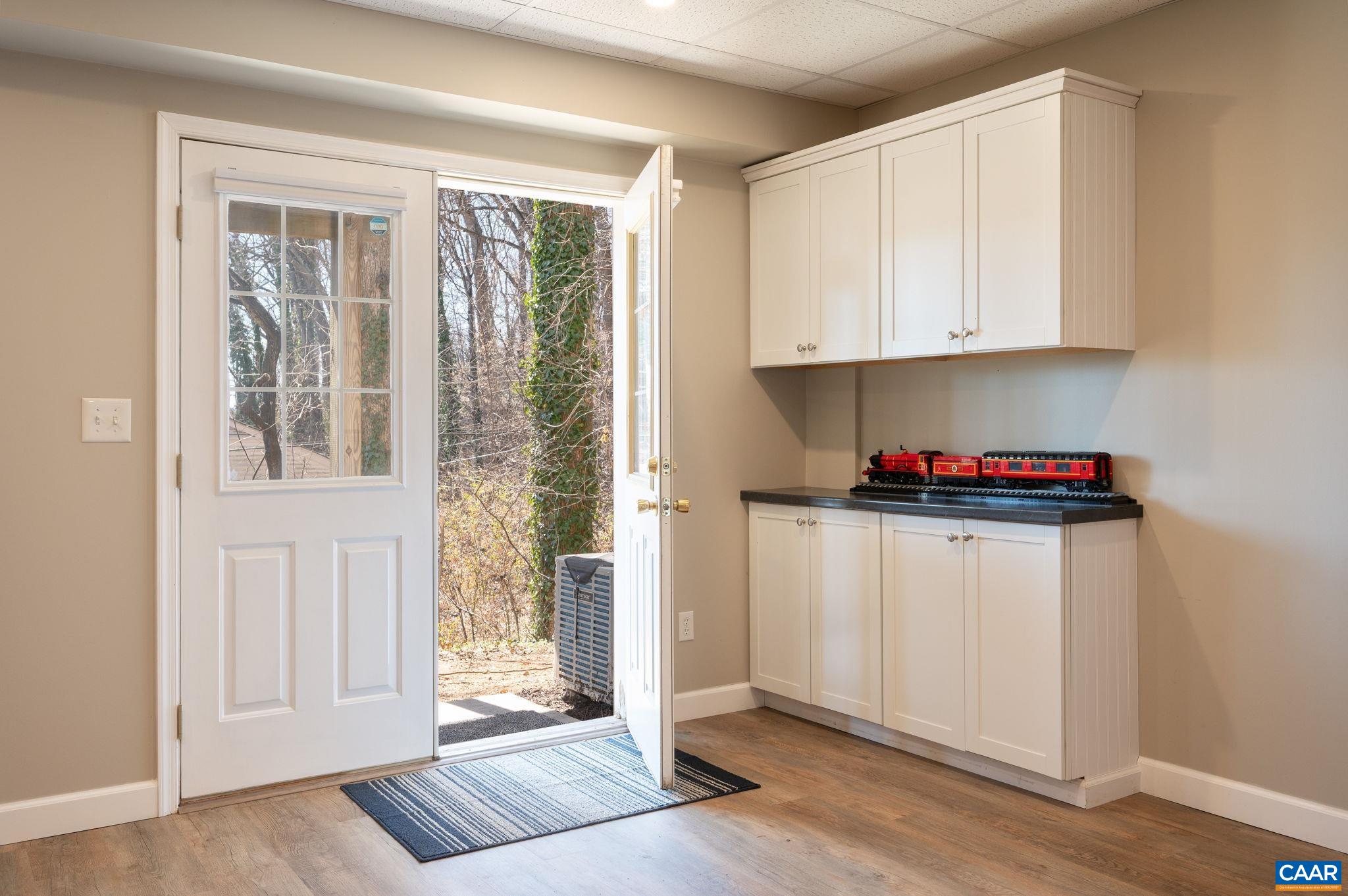 1041 CARRINGTON PL, CHARLOTTESVILLE, Virginia 22901, 3 Bedrooms Bedrooms, ,3 BathroomsBathrooms,Residential,1041 CARRINGTON PL,674191 MLS # 674191