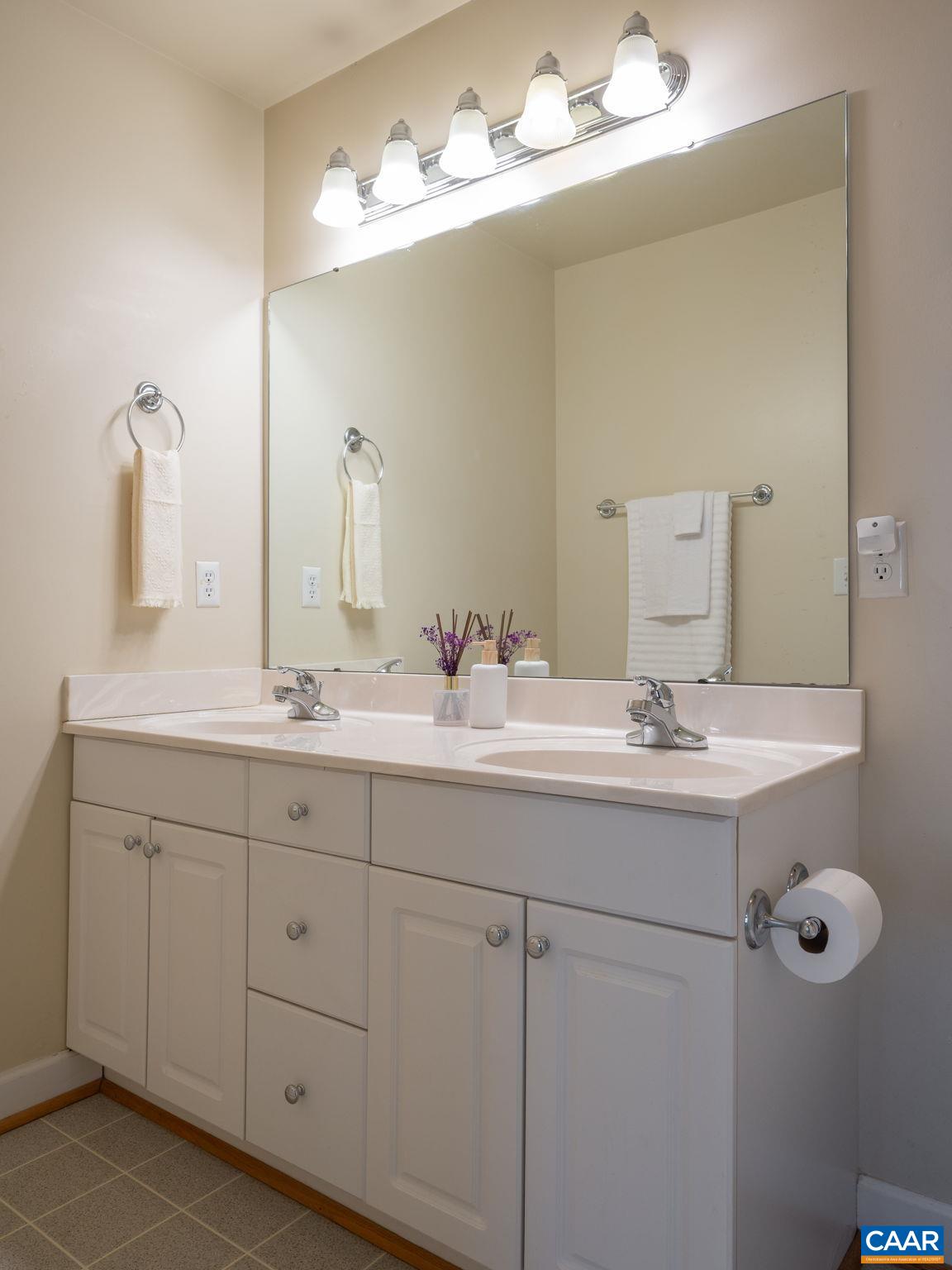 1041 CARRINGTON PL, CHARLOTTESVILLE, Virginia 22901, 3 Bedrooms Bedrooms, ,3 BathroomsBathrooms,Residential,1041 CARRINGTON PL,674191 MLS # 674191