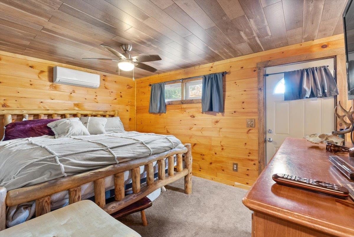 8 SAWMILL RUN LN, WAYNESBORO, Virginia 22980, 2 Bedrooms Bedrooms, ,2 BathroomsBathrooms,Residential,8 SAWMILL RUN LN,8 SAWMILL RUN LN,674291 MLS # 674291