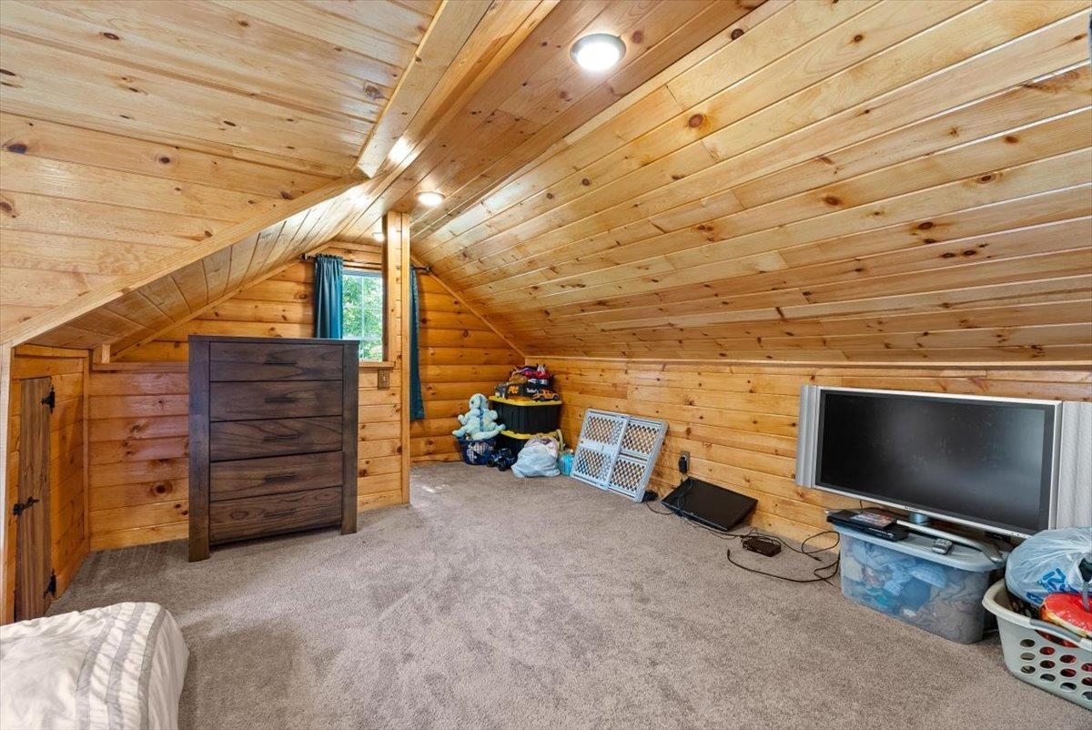 8 SAWMILL RUN LN, WAYNESBORO, Virginia 22980, 2 Bedrooms Bedrooms, ,2 BathroomsBathrooms,Residential,8 SAWMILL RUN LN,8 SAWMILL RUN LN,674291 MLS # 674291