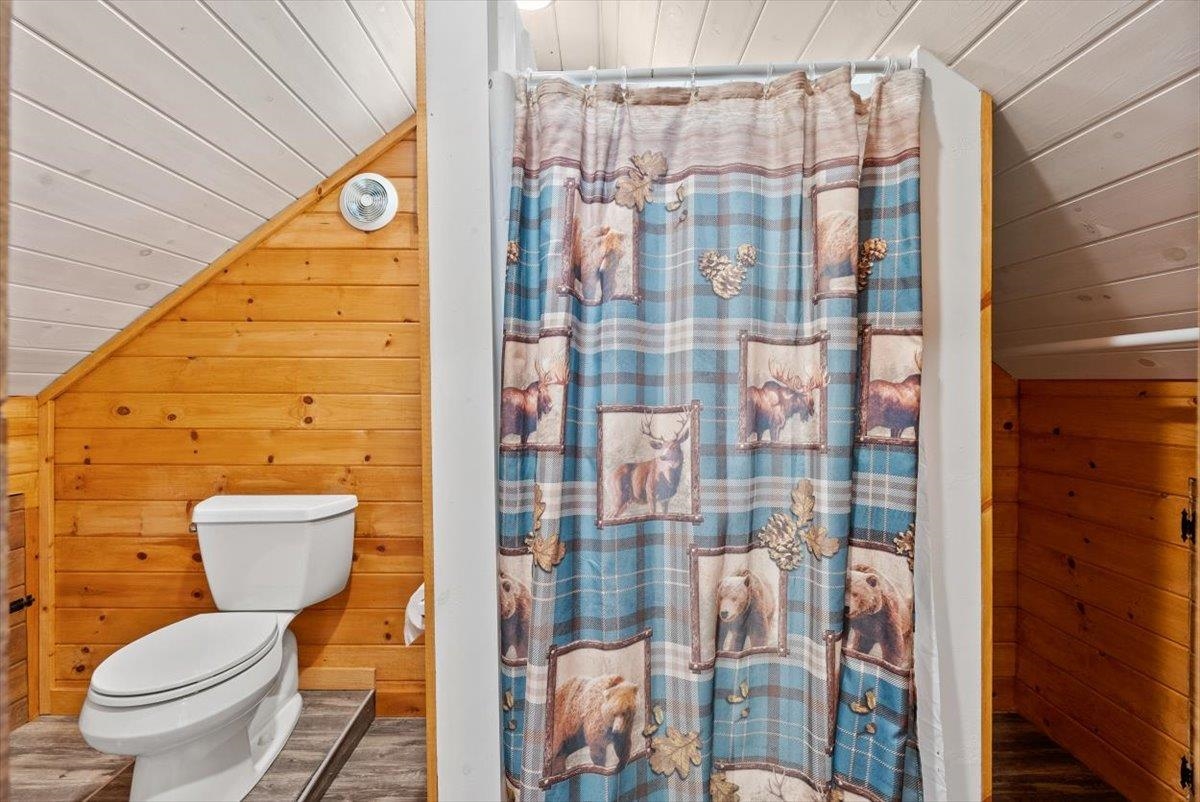 8 SAWMILL RUN LN, WAYNESBORO, Virginia 22980, 2 Bedrooms Bedrooms, ,2 BathroomsBathrooms,Residential,8 SAWMILL RUN LN,8 SAWMILL RUN LN,674291 MLS # 674291