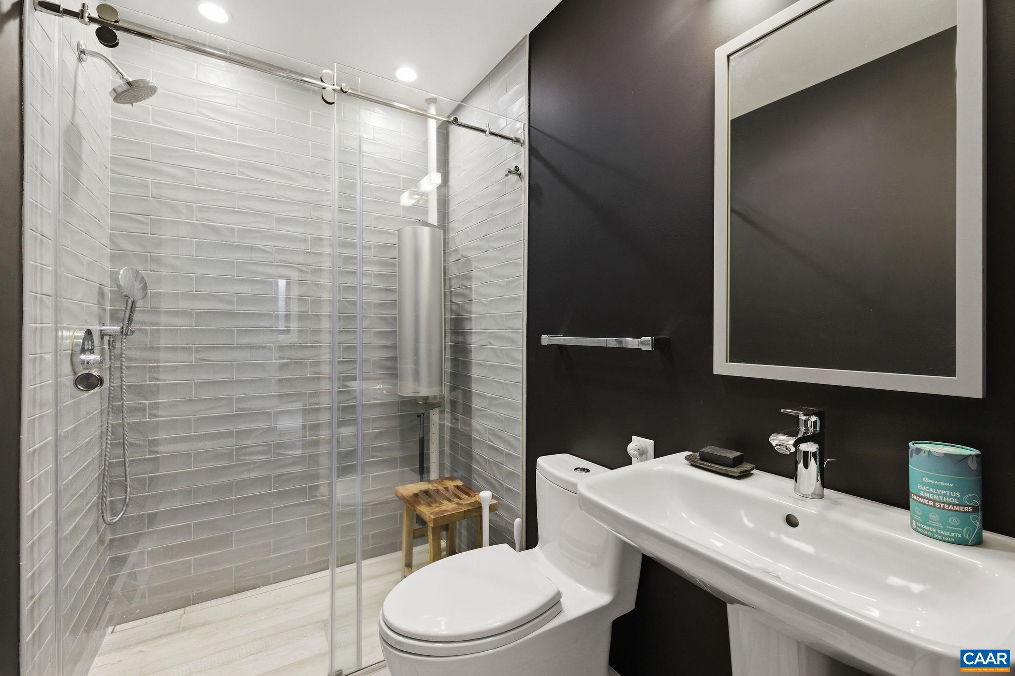 1302 LESTER DR, CHARLOTTESVILLE, Virginia 22901, 3 Bedrooms Bedrooms, ,2 BathroomsBathrooms,Residential,1302 LESTER DR,674366 MLS # 674366