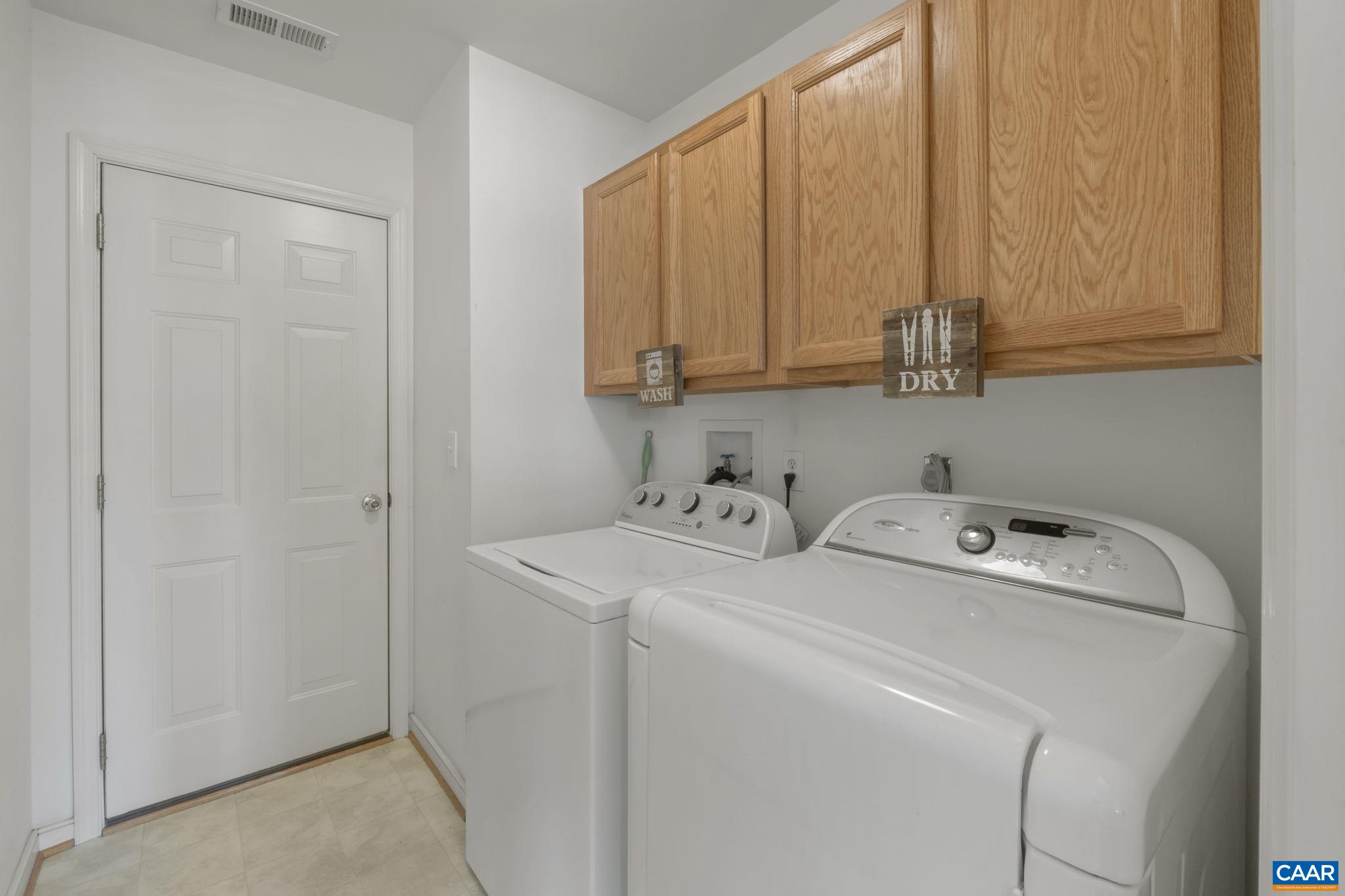 530 PEBBLE HILL CT, CHARLOTTESVILLE, Virginia 22903, 3 Bedrooms Bedrooms, ,2 BathroomsBathrooms,Residential,530 PEBBLE HILL CT,674380 MLS # 674380 530 PEBBLE HILL CT, CHARLOTTESVILLE, Virginia 22903, 3 Bedrooms Bedrooms, ,2 BathroomsBathrooms,Residential,530 PEBBLE HILL CT,674380 MLS # 674380