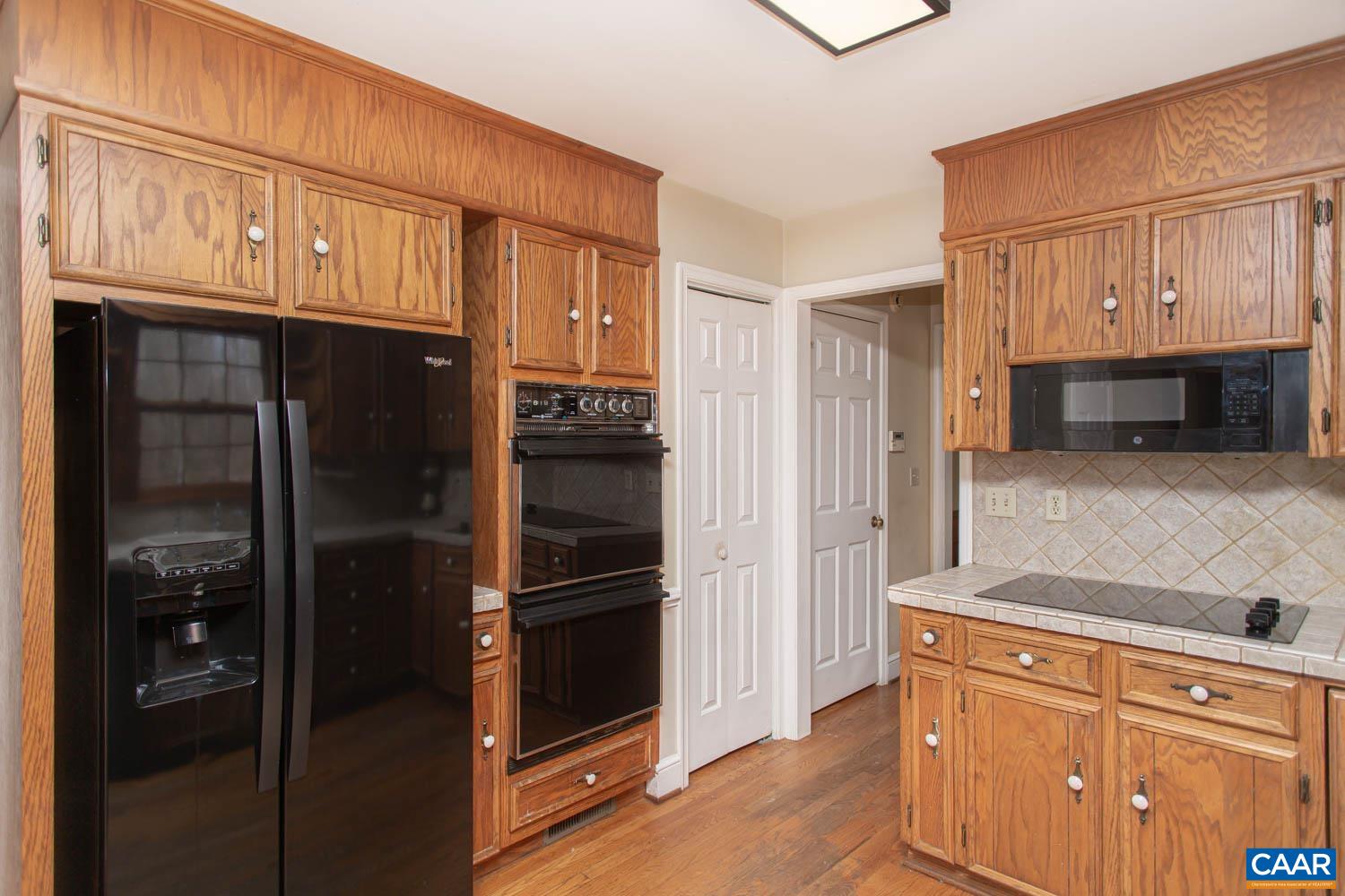 With dual wall ovens.