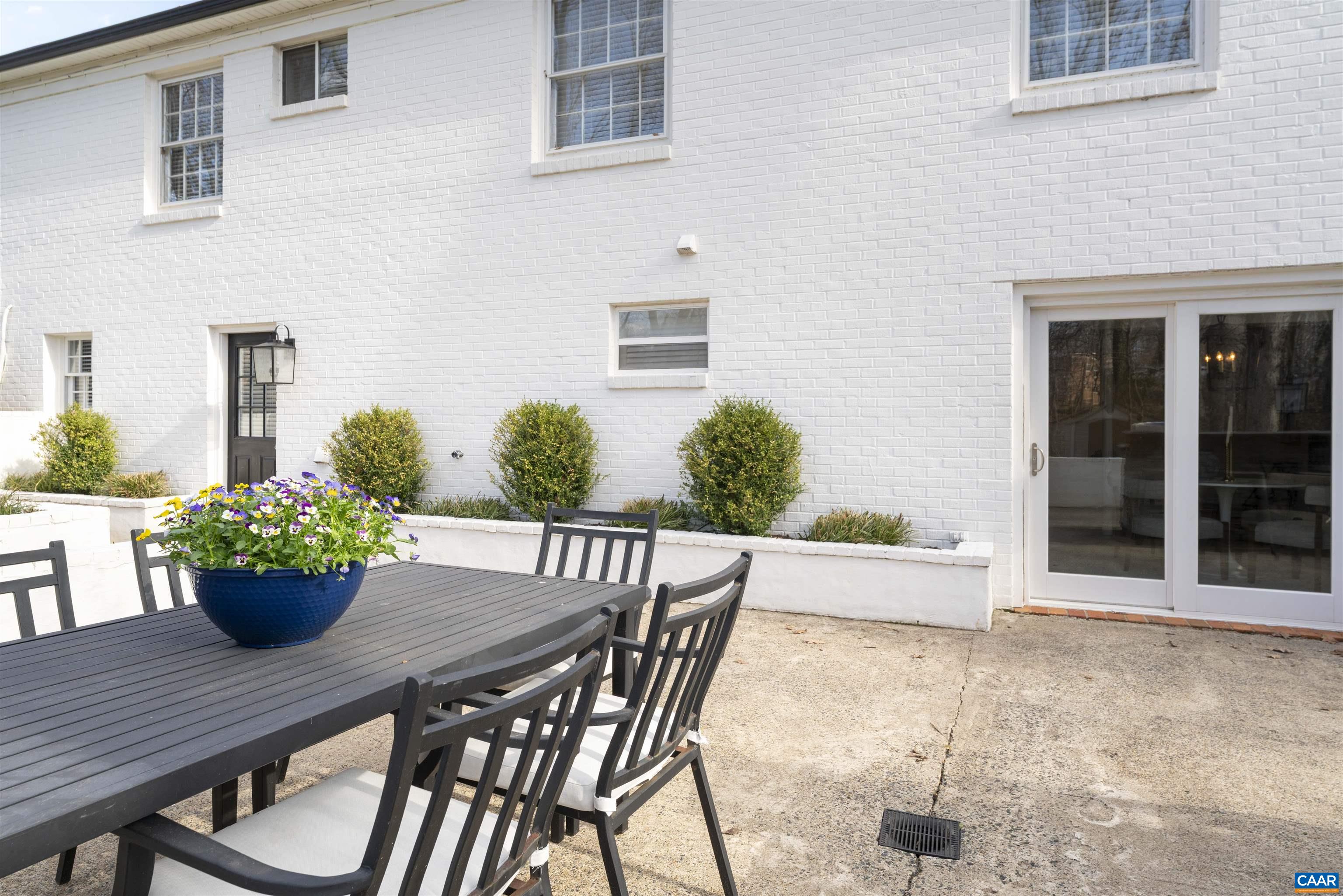 1617 TRAILRIDGE RD, CHARLOTTESVILLE, Virginia 22903, 4 Bedrooms Bedrooms, ,3 BathroomsBathrooms,Residential,Luxuriously upgraded w/ apartment opportunity,1617 TRAILRIDGE RD,674444 MLS # 674444