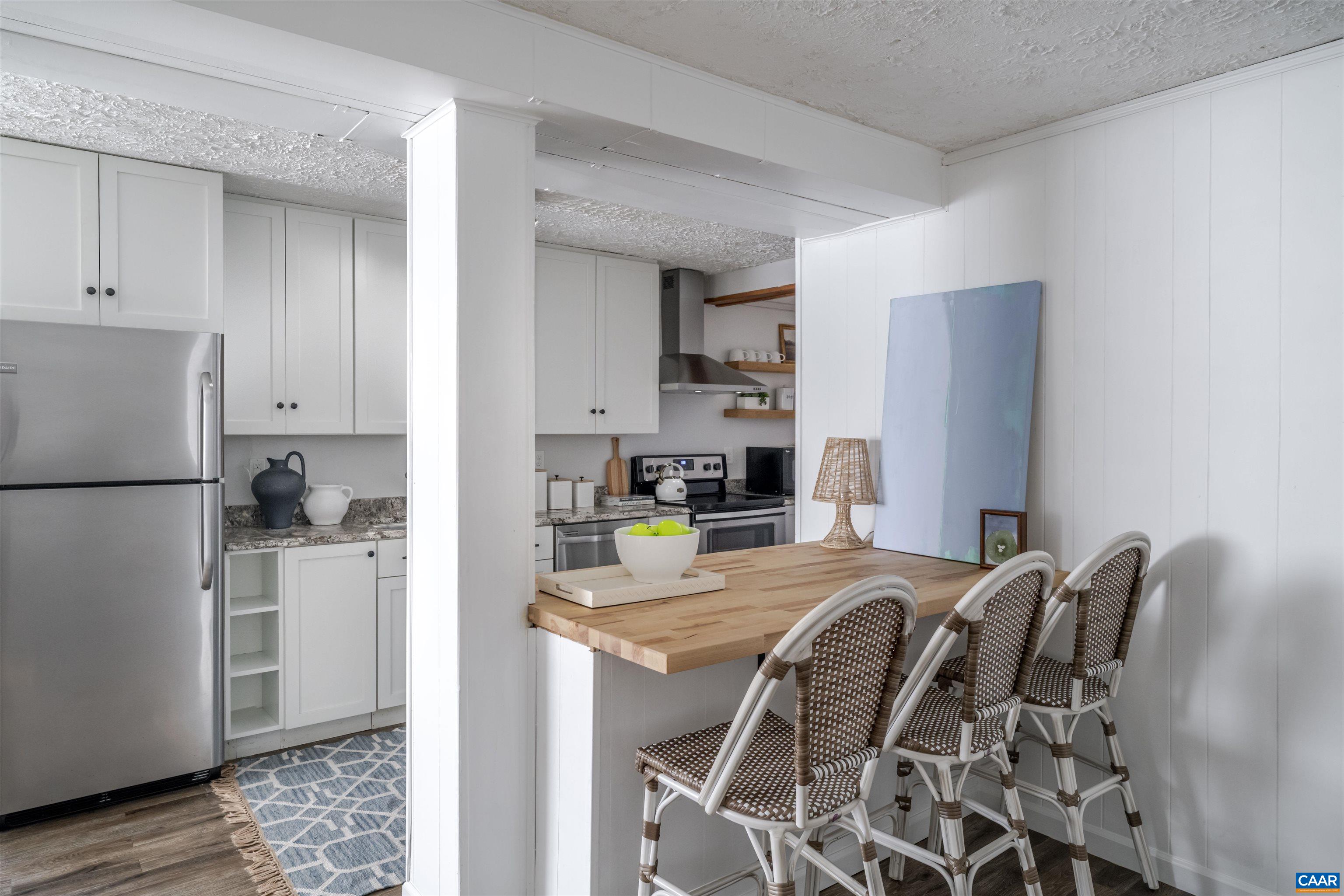 1617 TRAILRIDGE RD, CHARLOTTESVILLE, Virginia 22903, 4 Bedrooms Bedrooms, ,3 BathroomsBathrooms,Residential,Luxuriously upgraded w/ apartment opportunity,1617 TRAILRIDGE RD,674444 MLS # 674444