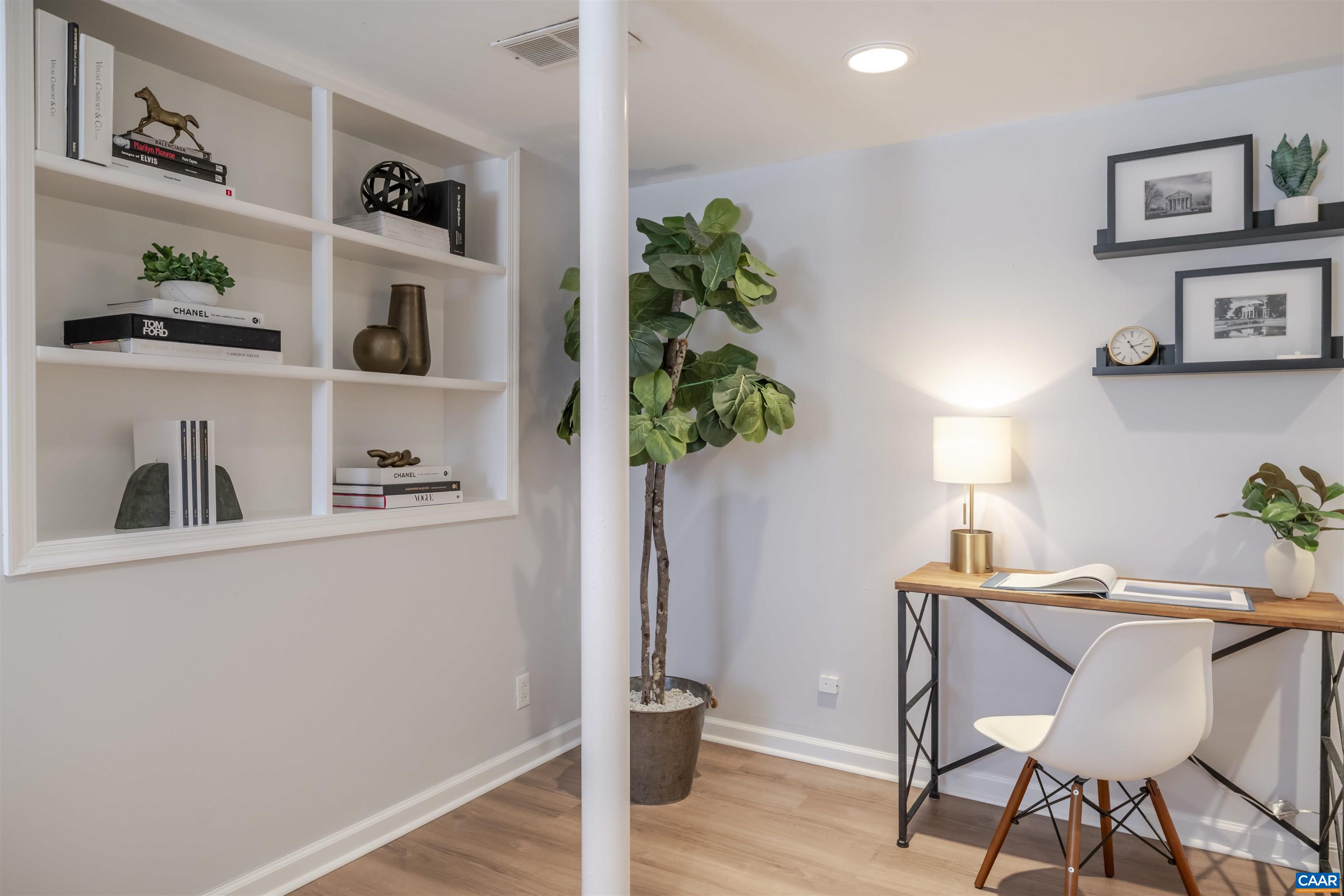 1617 TRAILRIDGE RD, CHARLOTTESVILLE, Virginia 22903, 4 Bedrooms Bedrooms, ,3 BathroomsBathrooms,Residential,Luxuriously upgraded w/ apartment opportunity,1617 TRAILRIDGE RD,674444 MLS # 674444