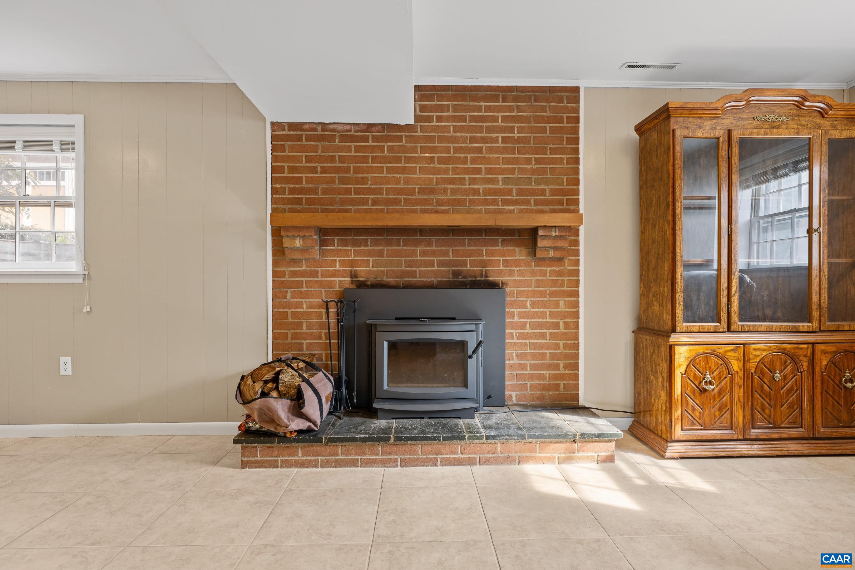 2417 COMMONWEALTH DR, CHARLOTTESVILLE, Virginia 22901, 3 Bedrooms Bedrooms, ,2 BathroomsBathrooms,Residential,2417 COMMONWEALTH DR,674474 MLS # 674474