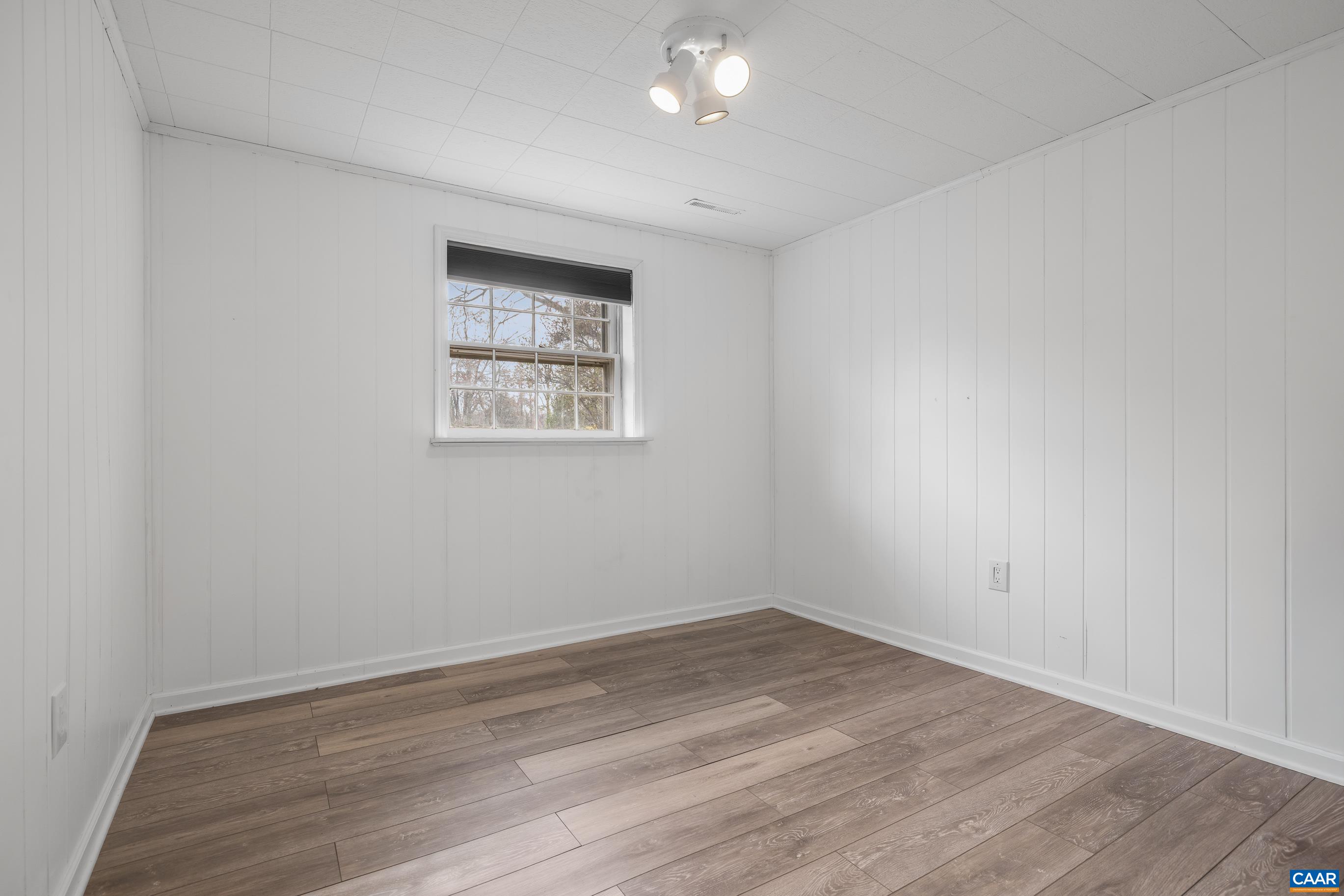 2417 COMMONWEALTH DR, CHARLOTTESVILLE, Virginia 22901, 3 Bedrooms Bedrooms, ,2 BathroomsBathrooms,Residential,2417 COMMONWEALTH DR,674474 MLS # 674474