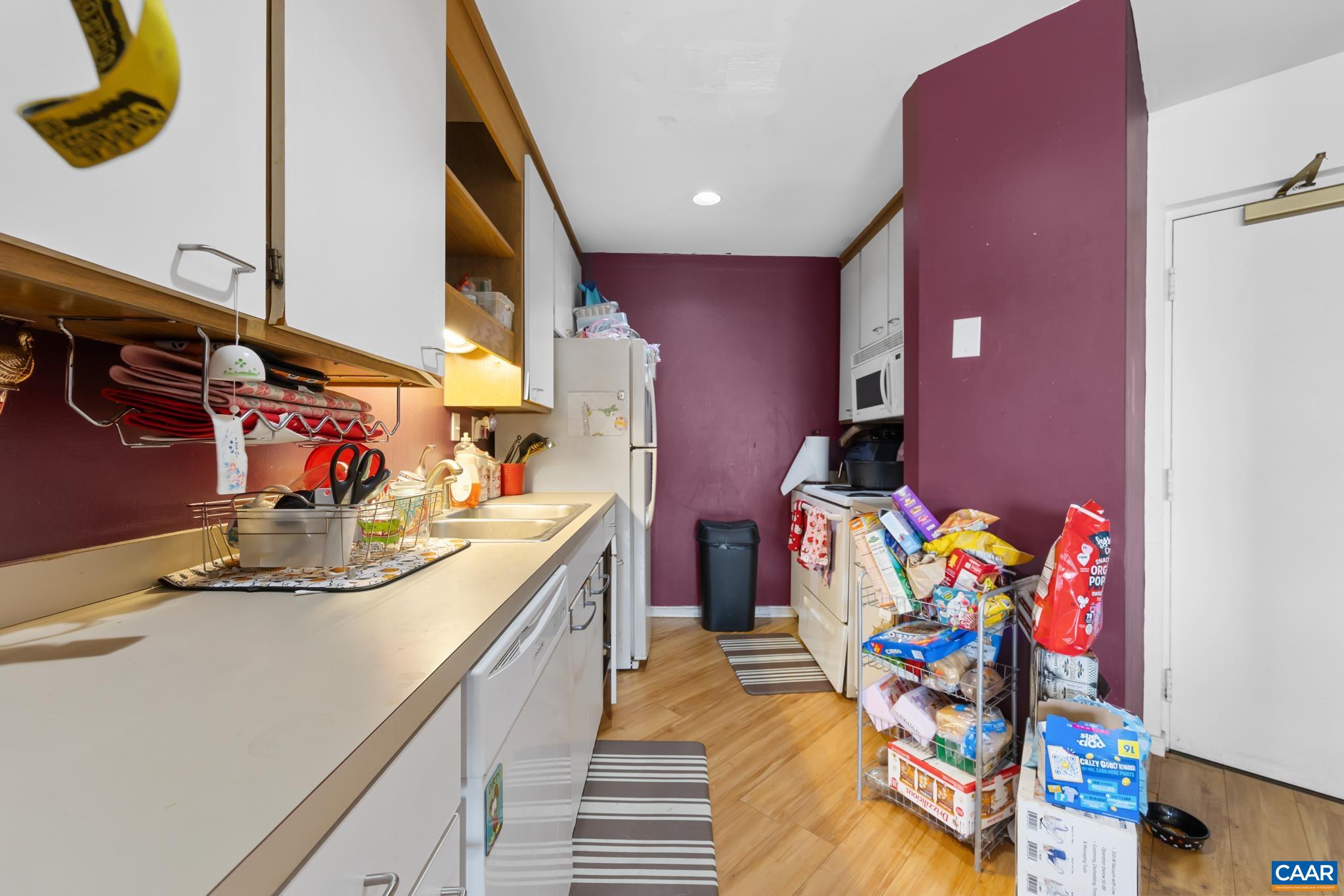 1250 CLIFDEN GREENE, CHARLOTTESVILLE, Virginia 22903, 3 Bedrooms Bedrooms, ,3 BathroomsBathrooms,Residential,RIVERRUN CONDOS 5 UNIT 3 BLDG C,1250 CLIFDEN GREENE,674504 MLS # 674504