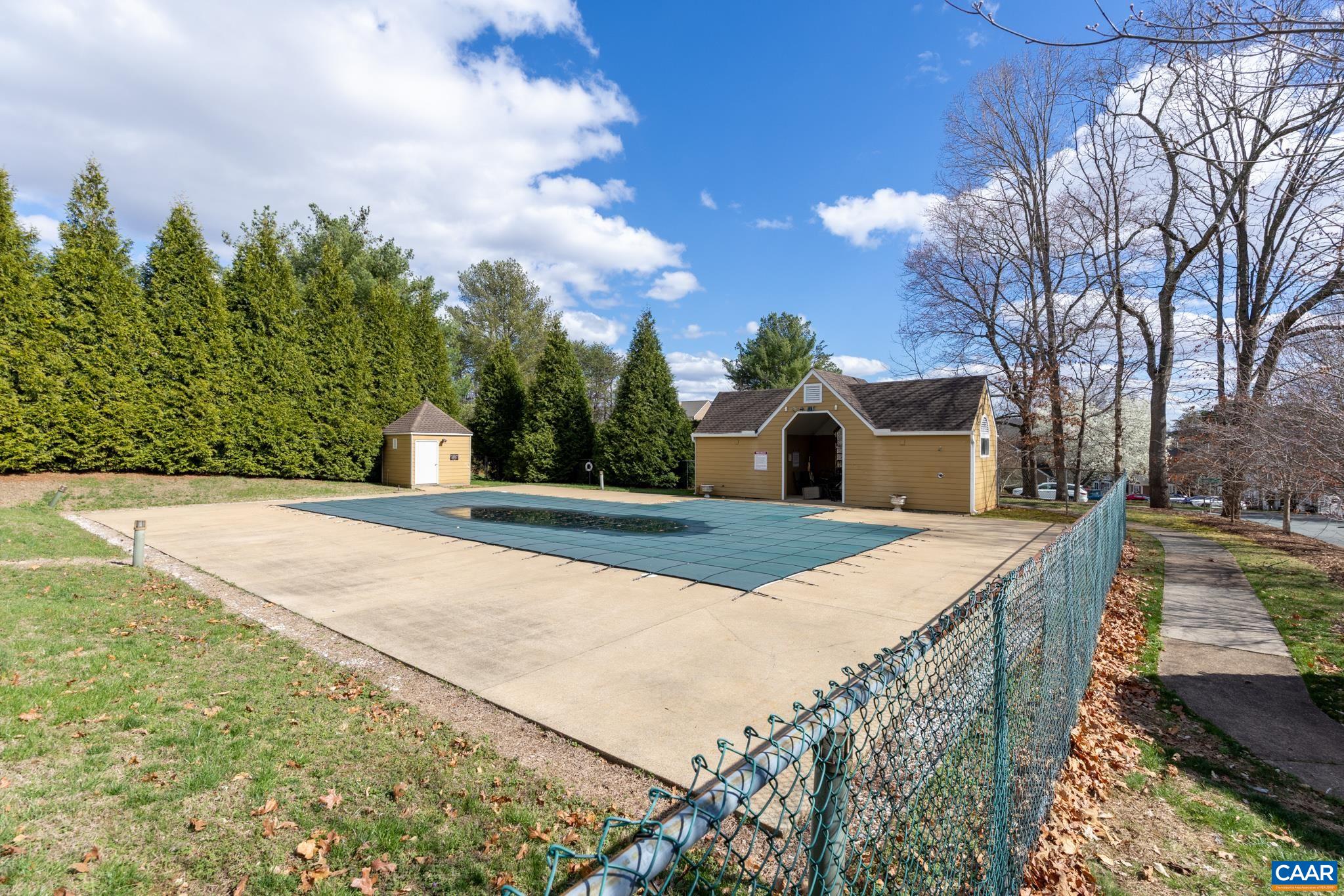 1250 CLIFDEN GREENE, CHARLOTTESVILLE, Virginia 22903, 3 Bedrooms Bedrooms, ,3 BathroomsBathrooms,Residential,RIVERRUN CONDOS 5 UNIT 3 BLDG C,1250 CLIFDEN GREENE,674504 MLS # 674504