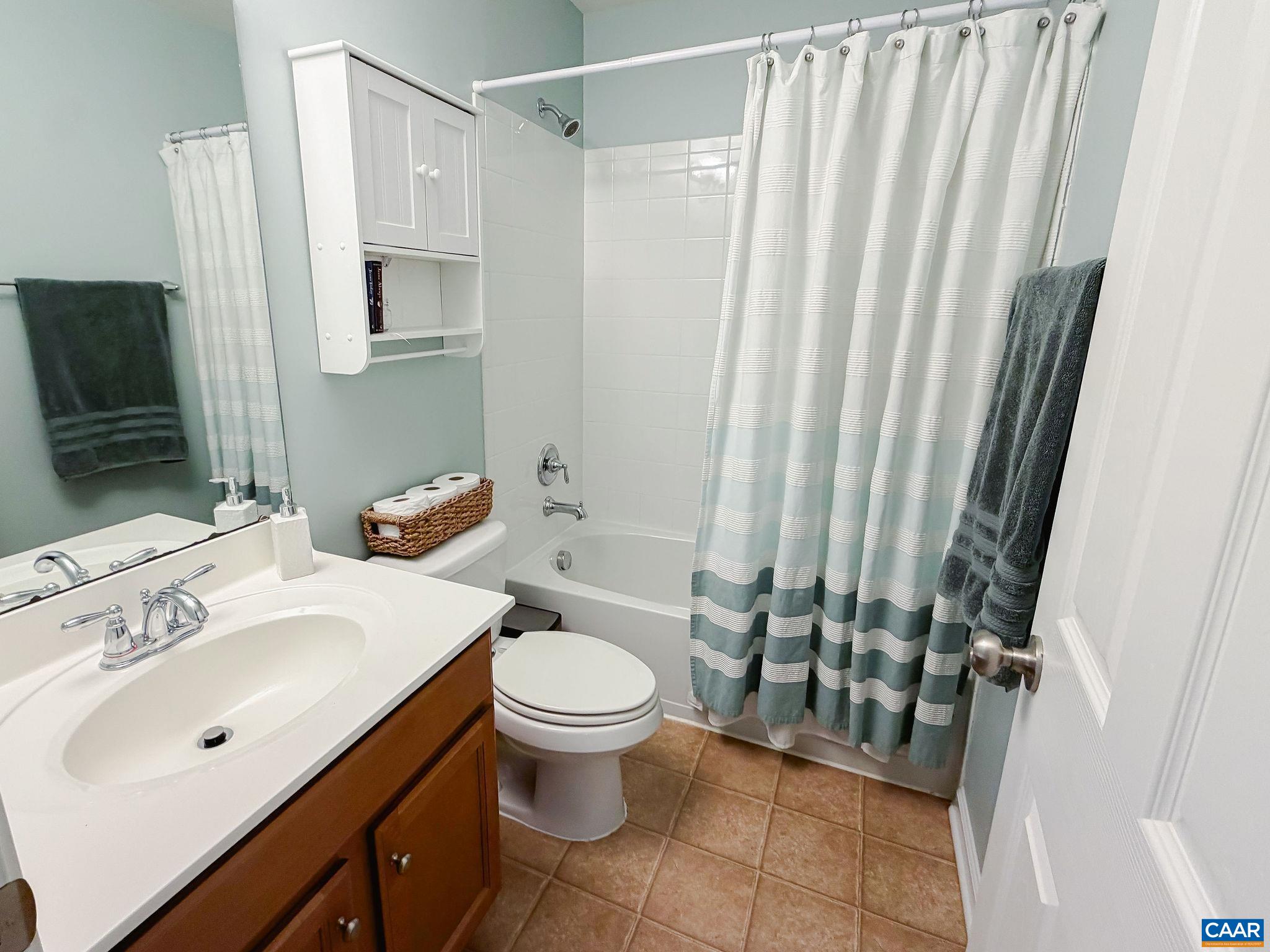 566 JUSTIN DR, PALMYRA, Virginia 22963, 4 Bedrooms Bedrooms, ,2 BathroomsBathrooms,Residential,566 JUSTIN DR,674525 MLS # 674525