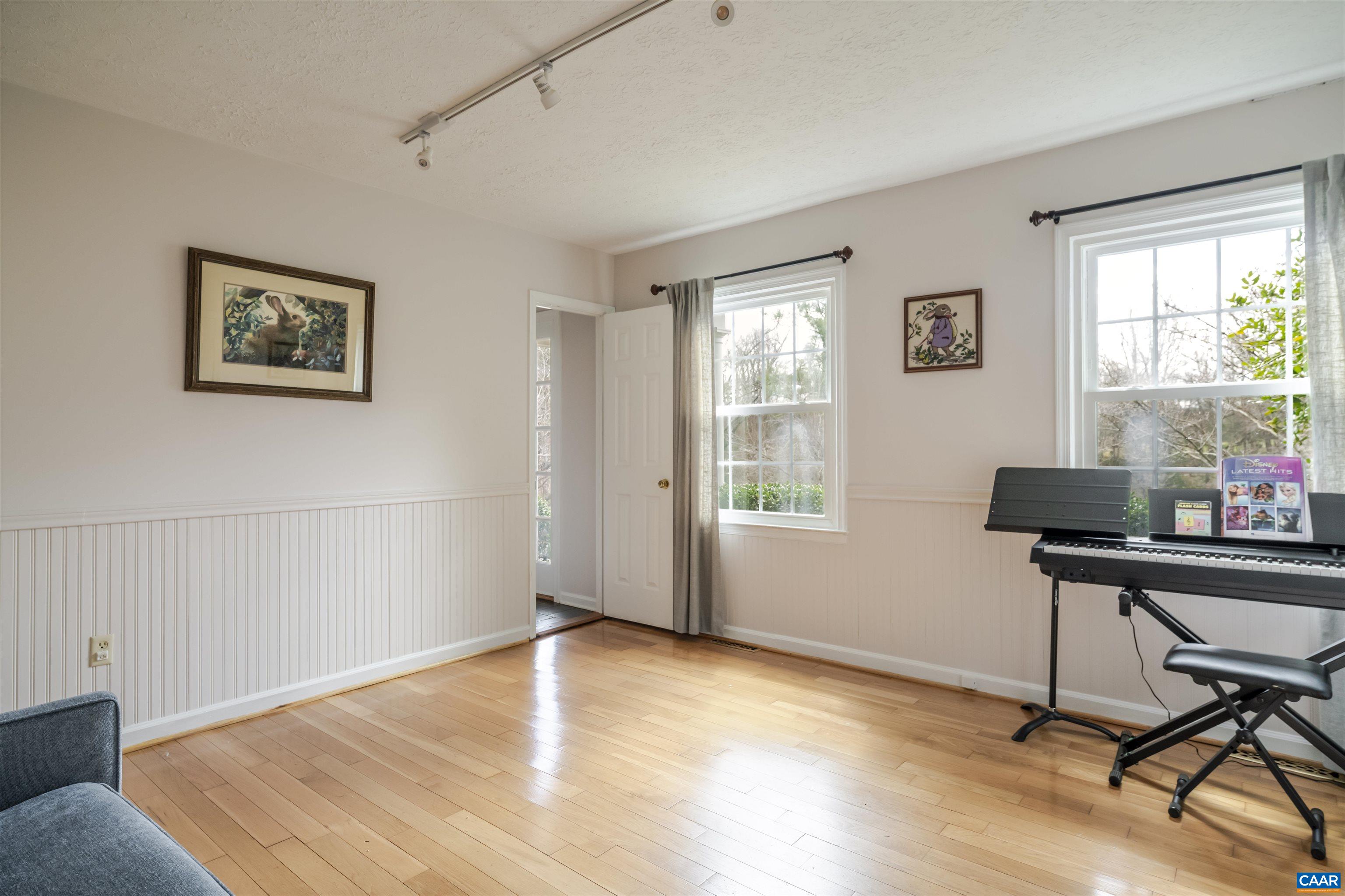 2750 LEEDS LN, CHARLOTTESVILLE, Virginia 22903, 5 Bedrooms Bedrooms, ,4 BathroomsBathrooms,Residential,2750 LEEDS LN,674530 MLS # 674530