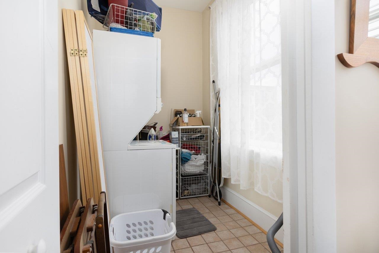 117 W FREDERICK ST, STAUNTON, Virginia 24401, 1 Bedroom Bedrooms, ,1 BathroomBathrooms,Residential,Historic Downtown Condo,117 W FREDERICK ST,674558 MLS # 674558