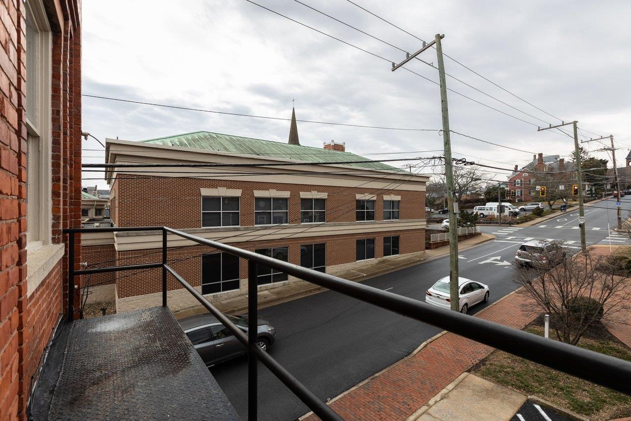 117 W FREDERICK ST, STAUNTON, Virginia 24401, 1 Bedroom Bedrooms, ,1 BathroomBathrooms,Residential,Historic Downtown Condo,117 W FREDERICK ST,674558 MLS # 674558