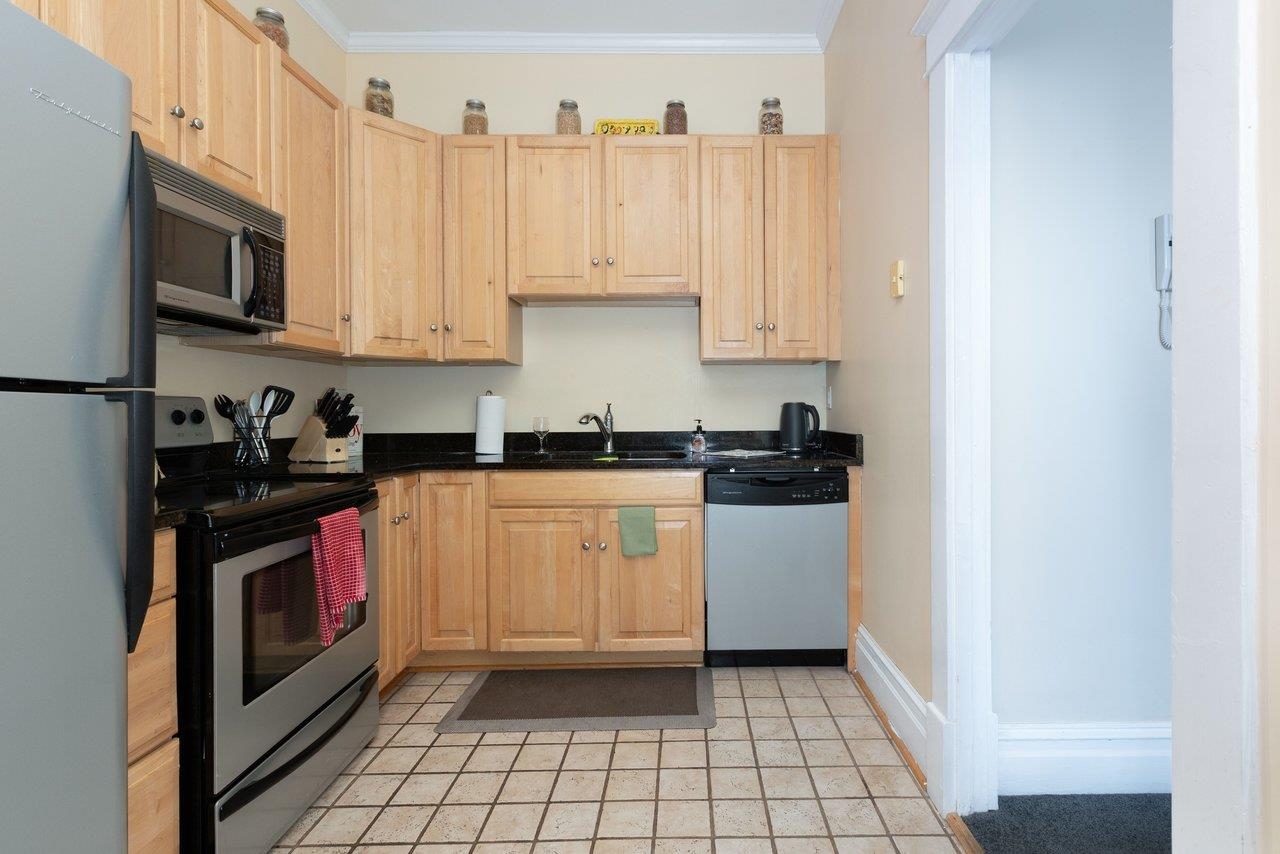 117 W FREDERICK ST, STAUNTON, Virginia 24401, 1 Bedroom Bedrooms, ,1 BathroomBathrooms,Residential,Historic Downtown Condo,117 W FREDERICK ST,674558 MLS # 674558