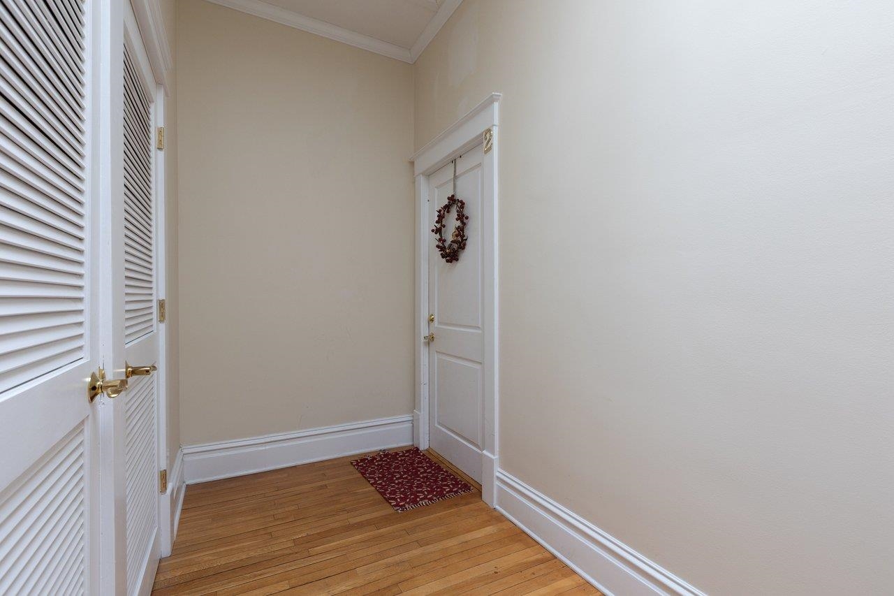 117 W FREDERICK ST, STAUNTON, Virginia 24401, 1 Bedroom Bedrooms, ,1 BathroomBathrooms,Residential,Historic Downtown Condo,117 W FREDERICK ST,674558 MLS # 674558