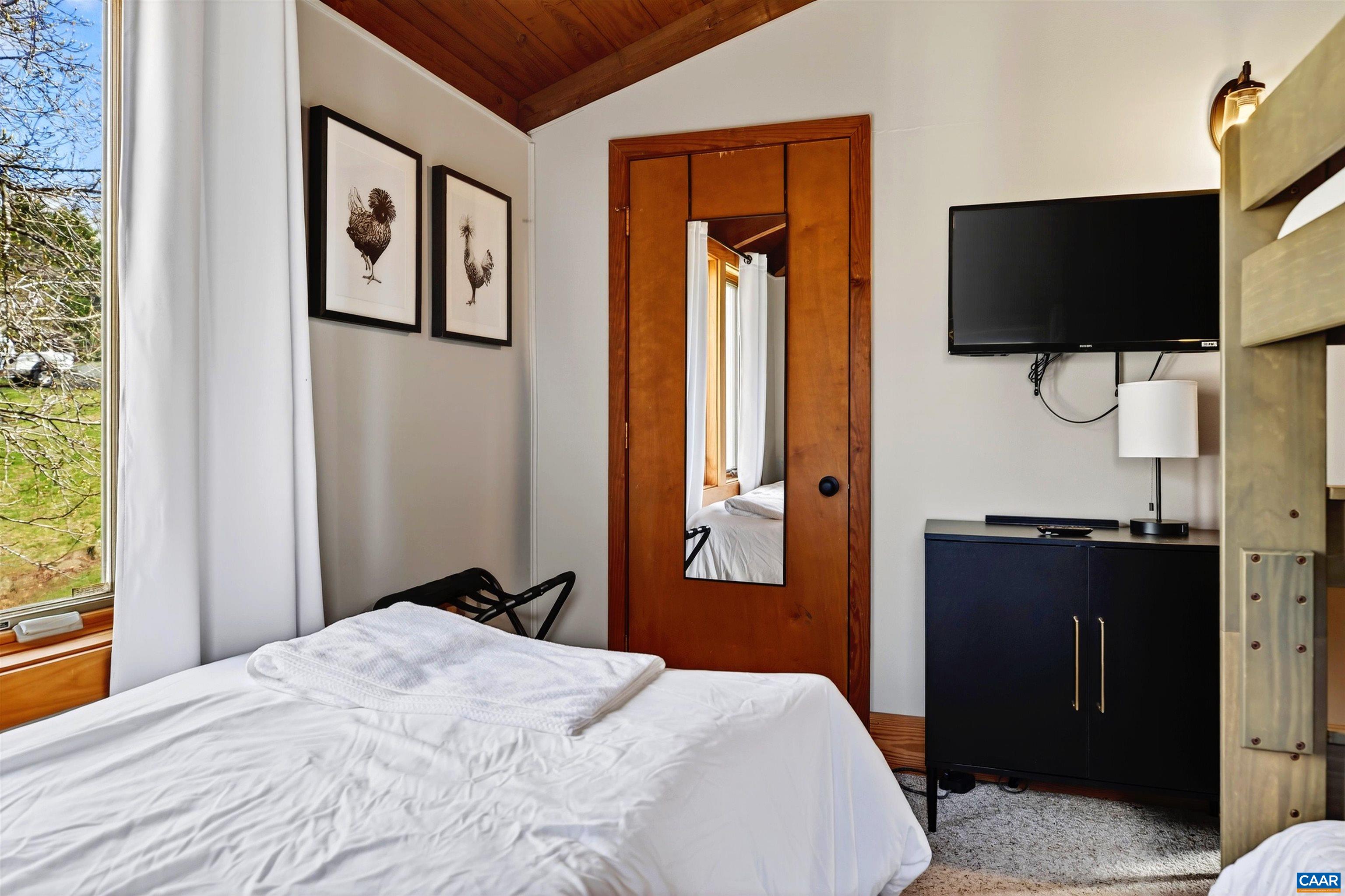 48 MEADOW LN, NELLYSFORD, Virginia 22958, 3 Bedrooms Bedrooms, ,2 BathroomsBathrooms,Residential,48 MEADOW LN,674559 MLS # 674559