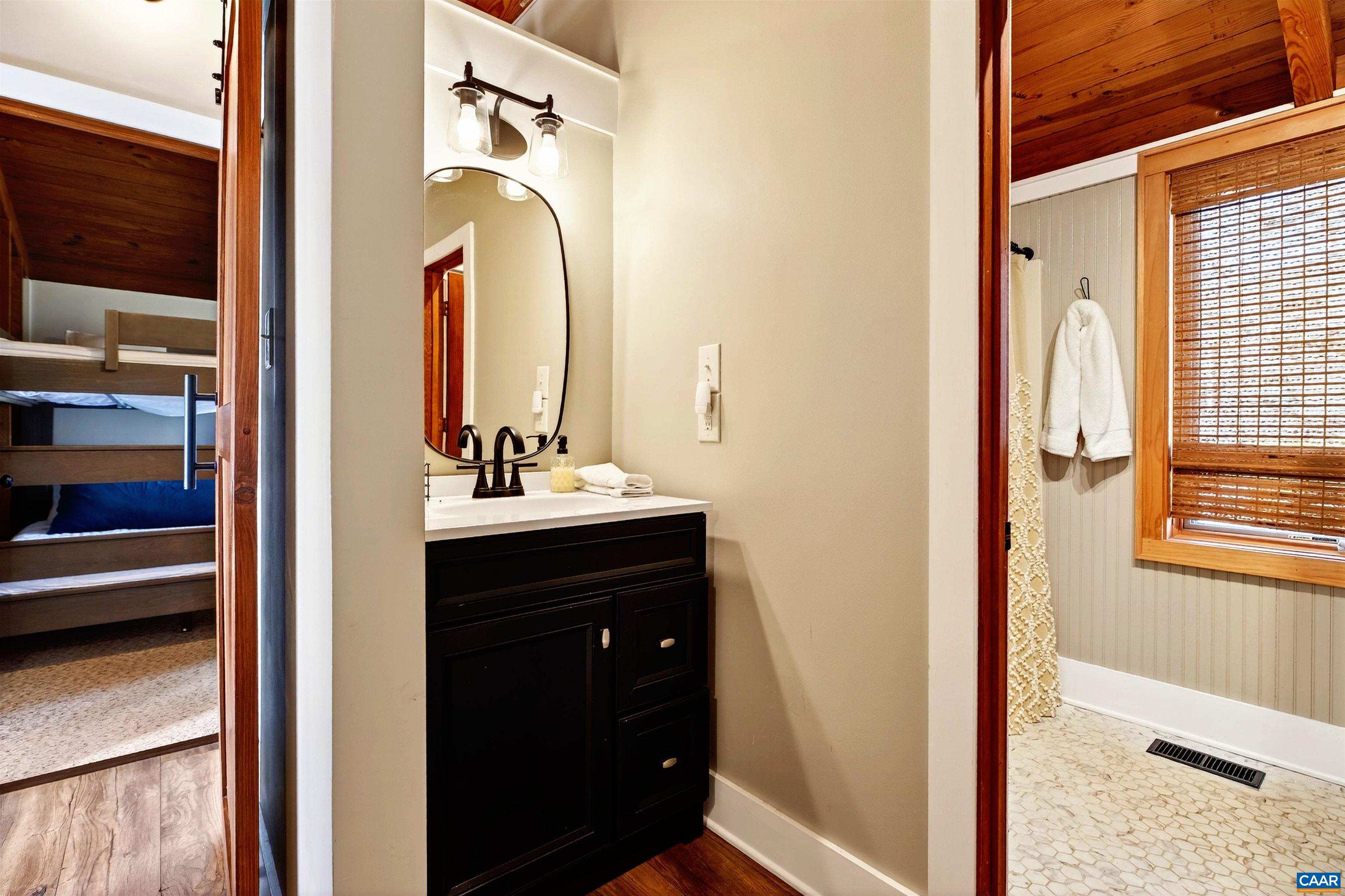 48 MEADOW LN, NELLYSFORD, Virginia 22958, 3 Bedrooms Bedrooms, ,2 BathroomsBathrooms,Residential,48 MEADOW LN,674559 MLS # 674559