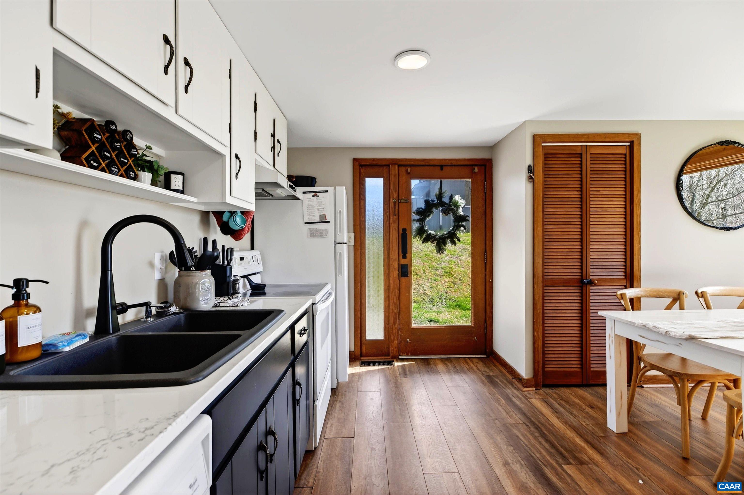 48 MEADOW LN, NELLYSFORD, Virginia 22958, 3 Bedrooms Bedrooms, ,2 BathroomsBathrooms,Residential,48 MEADOW LN,674559 MLS # 674559