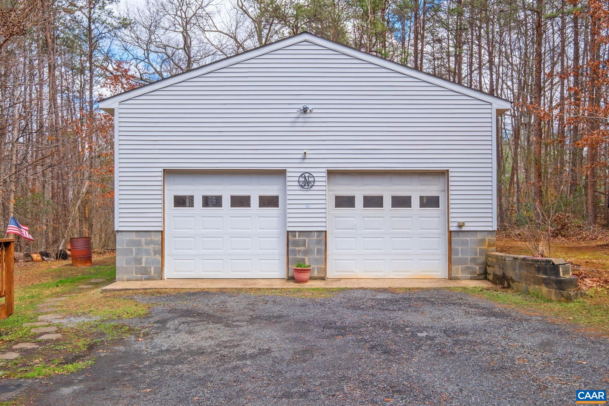 3319 ANGUS RD, BARBOURSVILLE, Virginia 22923, 4 Bedrooms Bedrooms, ,2 BathroomsBathrooms,Residential,3319 ANGUS RD,674560 MLS # 674560