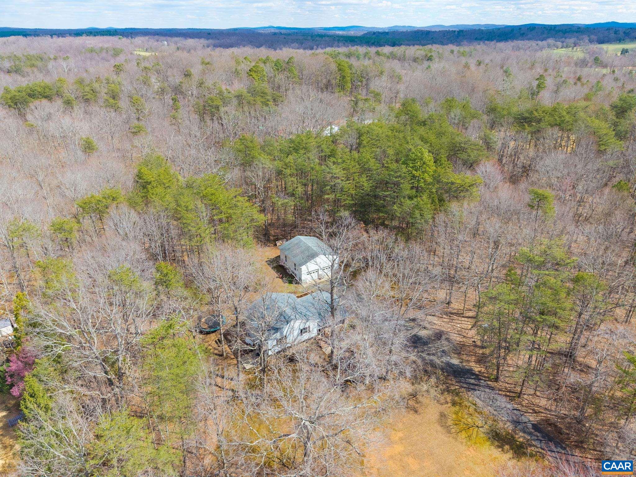 3319 ANGUS RD, BARBOURSVILLE, Virginia 22923, 4 Bedrooms Bedrooms, ,2 BathroomsBathrooms,Residential,3319 ANGUS RD,674560 MLS # 674560