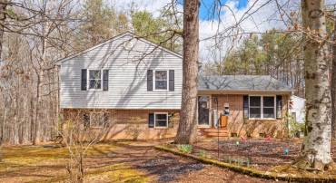3319 ANGUS RD, BARBOURSVILLE, Virginia 22923, 4 Bedrooms Bedrooms, ,2 BathroomsBathrooms,Residential,3319 ANGUS RD,674560 MLS # 674560