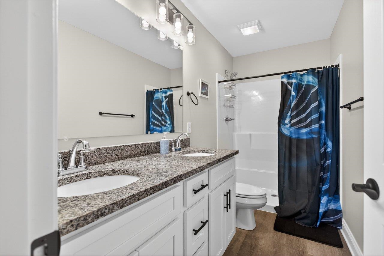 612 ZEPHYR DR, ROCKINGHAM, Virginia 22801, 3 Bedrooms Bedrooms, ,2 BathroomsBathrooms,Residential,612 ZEPHYR DR,674563 MLS # 674563