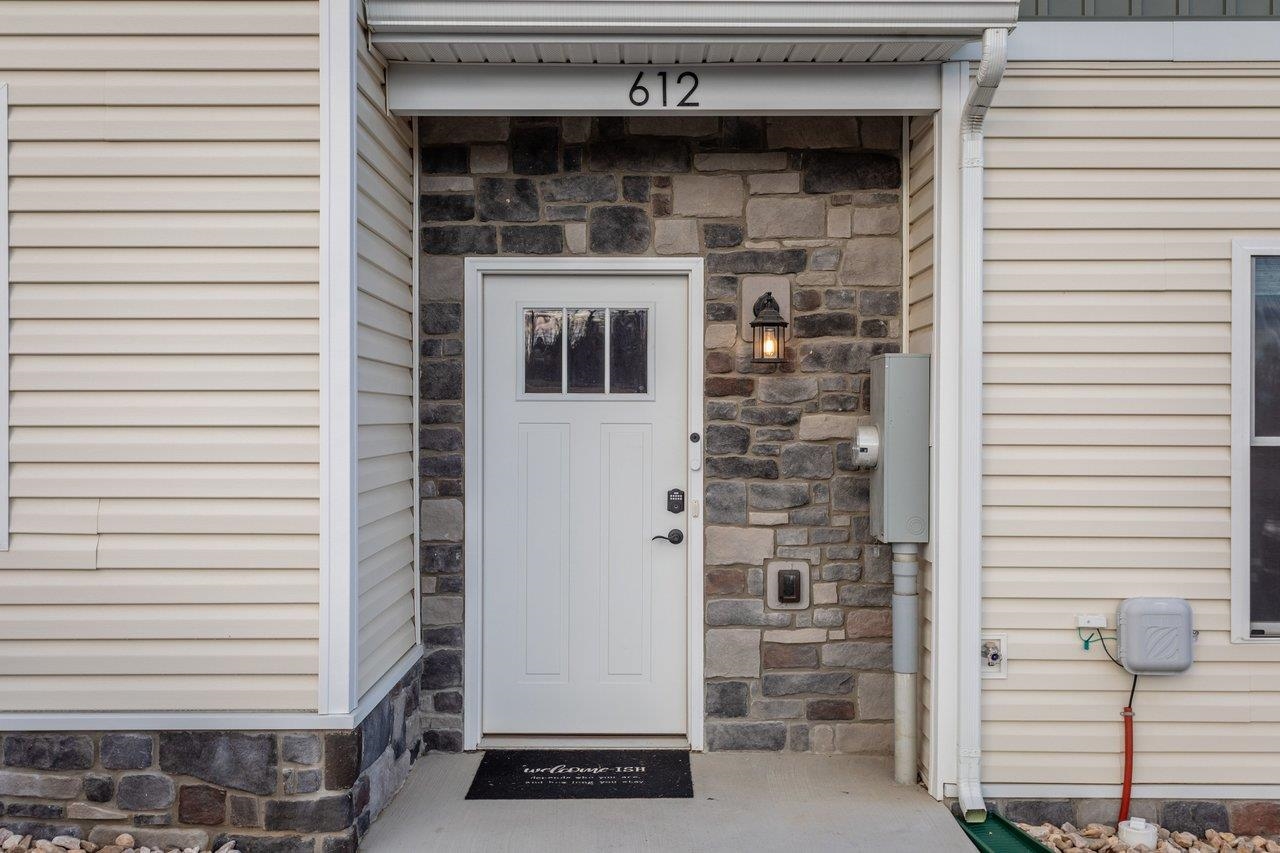 612 ZEPHYR DR, ROCKINGHAM, Virginia 22801, 3 Bedrooms Bedrooms, ,2 BathroomsBathrooms,Residential,612 ZEPHYR DR,674563 MLS # 674563