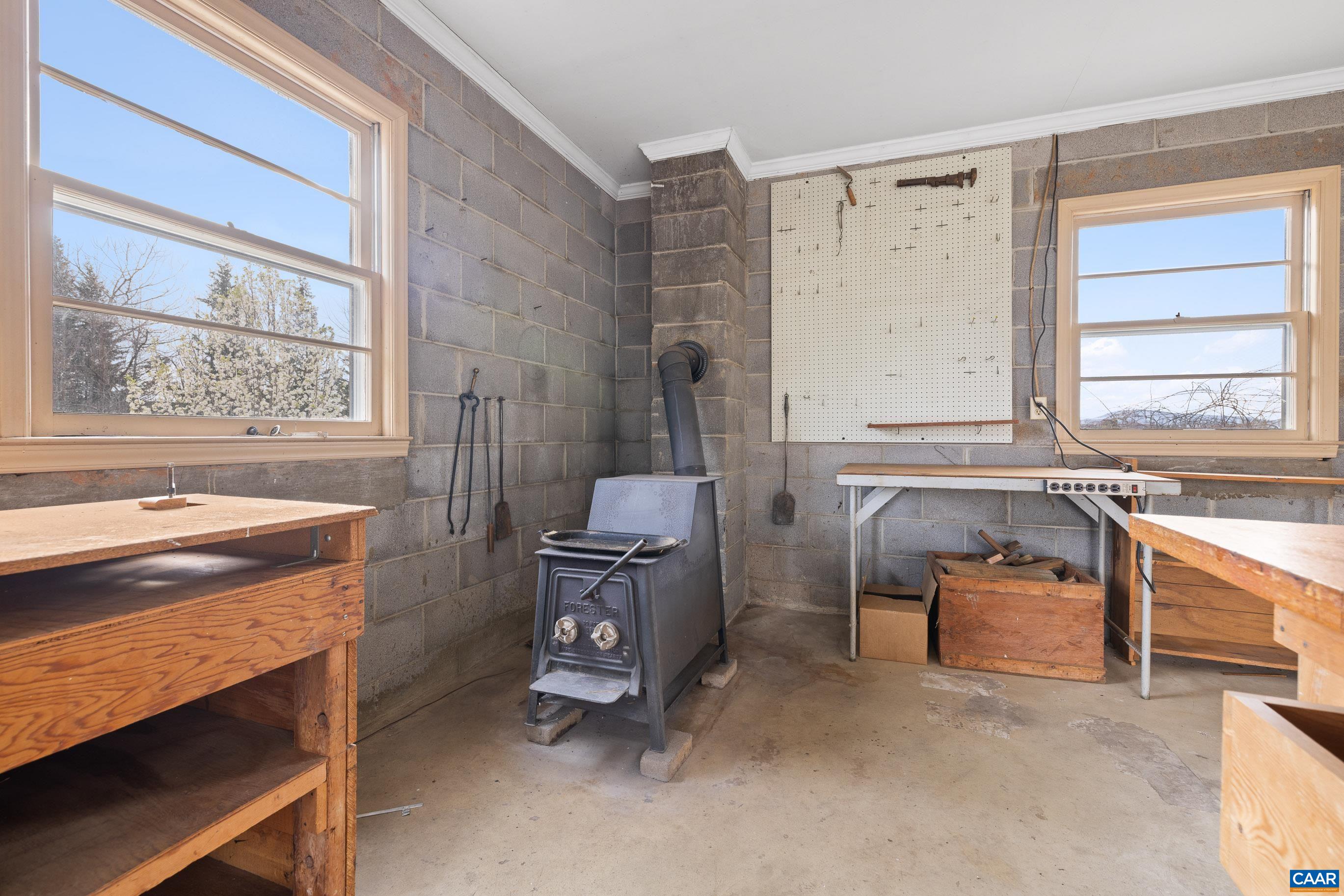 4112 DICKERSON RD, CHARLOTTESVILLE, Virginia 22911, 4 Bedrooms Bedrooms, ,2 BathroomsBathrooms,Residential,4112 DICKERSON RD,674564 MLS # 674564