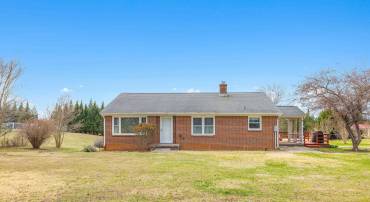 4112 DICKERSON RD, CHARLOTTESVILLE, Virginia 22911, 4 Bedrooms Bedrooms, ,2 BathroomsBathrooms,Residential,4112 DICKERSON RD,674564 MLS # 674564