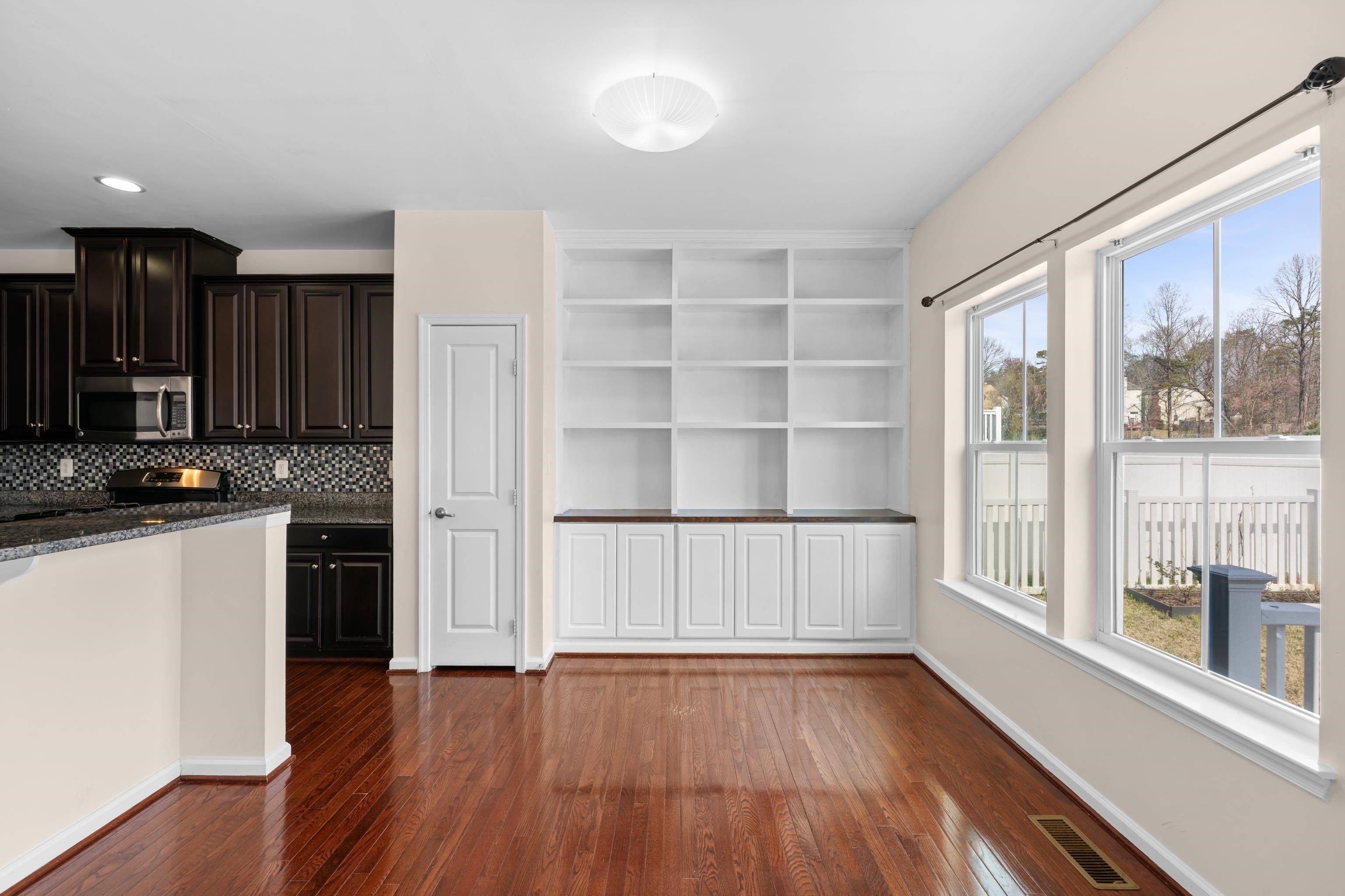 4517 BRIARWOOD DR, CHARLOTTESVILLE, Virginia 22911, 3 Bedrooms Bedrooms, ,3 BathroomsBathrooms,Residential,4517 BRIARWOOD DR,674565 MLS # 674565