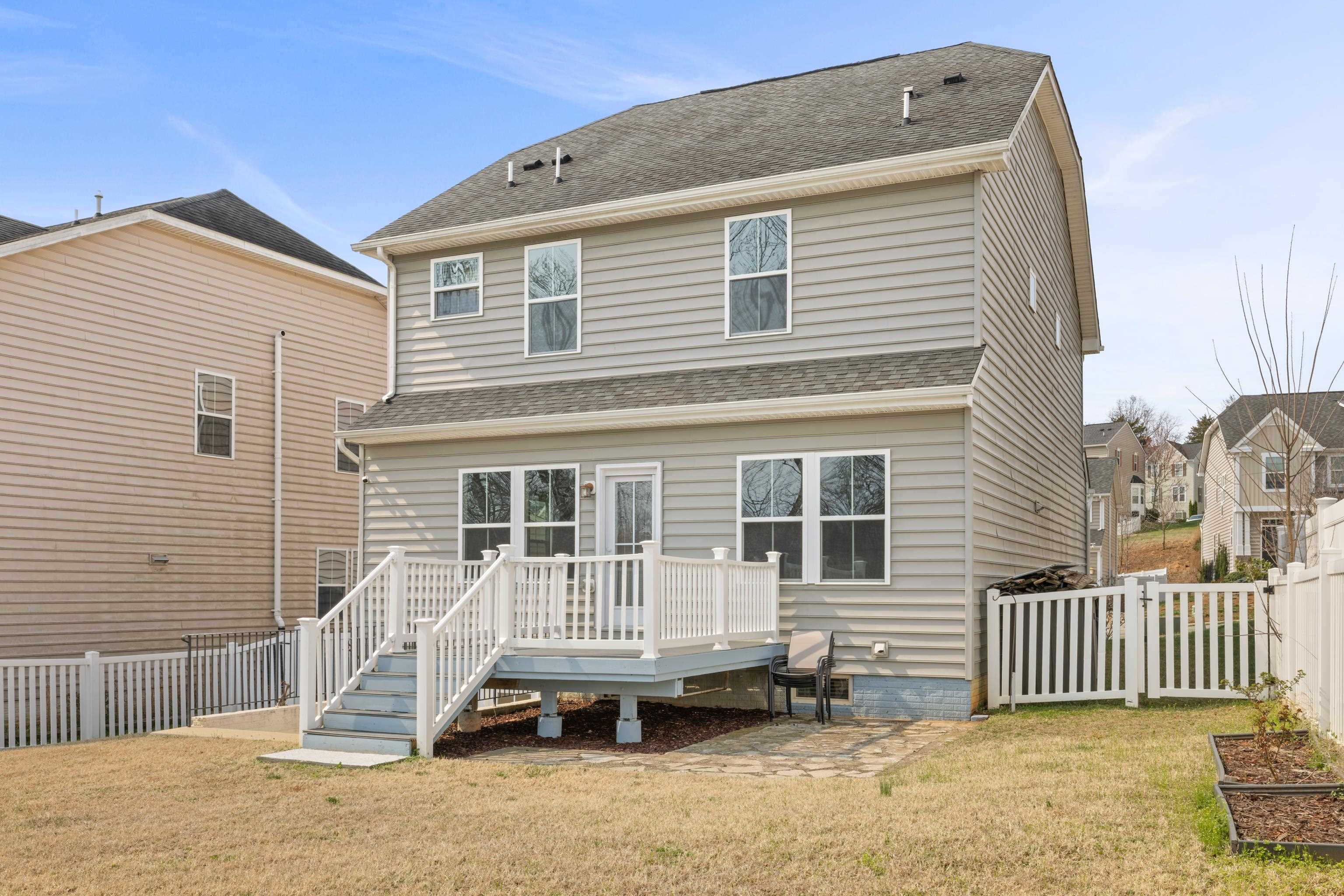 4517 BRIARWOOD DR, CHARLOTTESVILLE, Virginia 22911, 3 Bedrooms Bedrooms, ,3 BathroomsBathrooms,Residential,4517 BRIARWOOD DR,674565 MLS # 674565