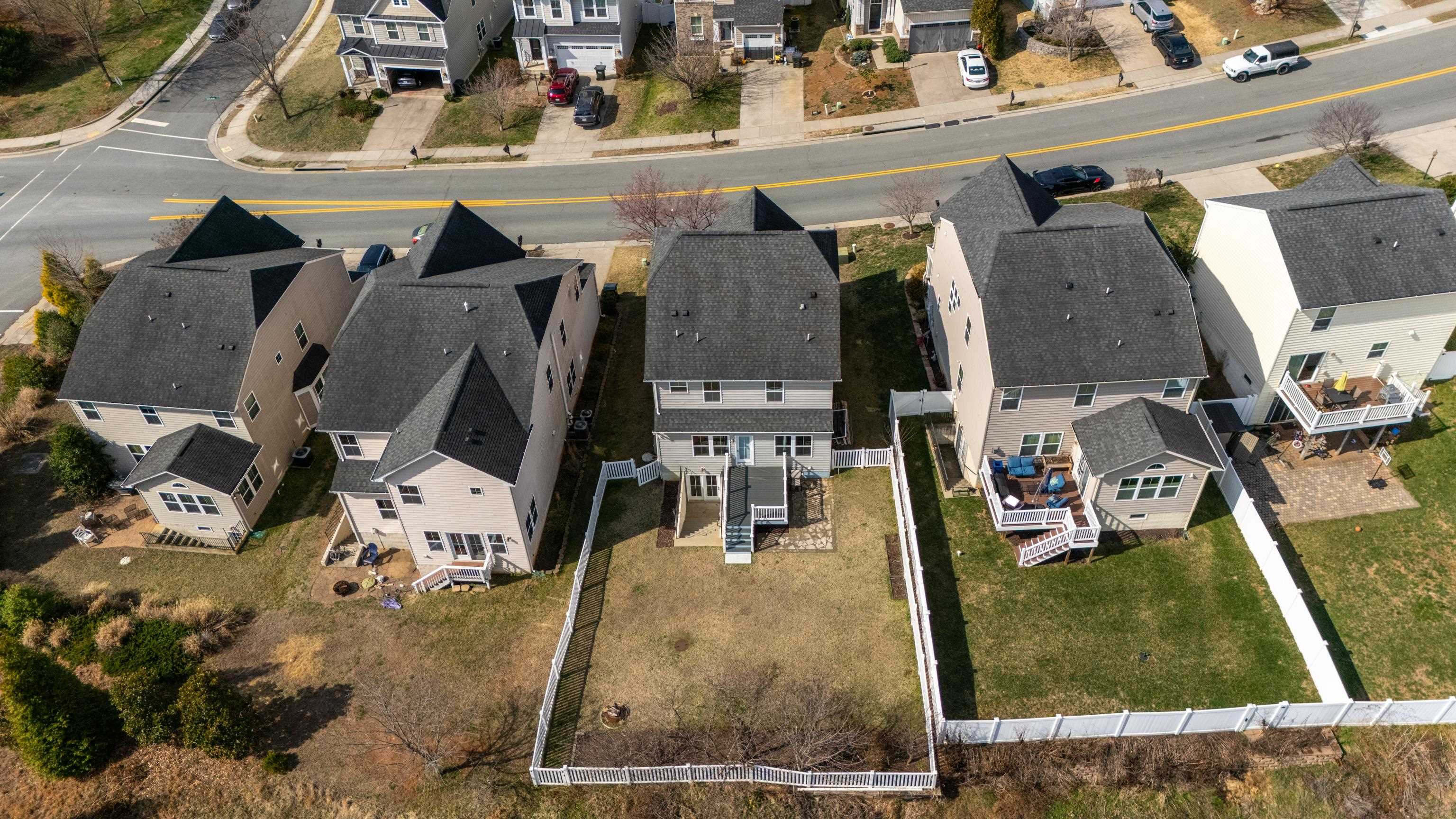 4517 BRIARWOOD DR, CHARLOTTESVILLE, Virginia 22911, 3 Bedrooms Bedrooms, ,3 BathroomsBathrooms,Residential,4517 BRIARWOOD DR,674565 MLS # 674565