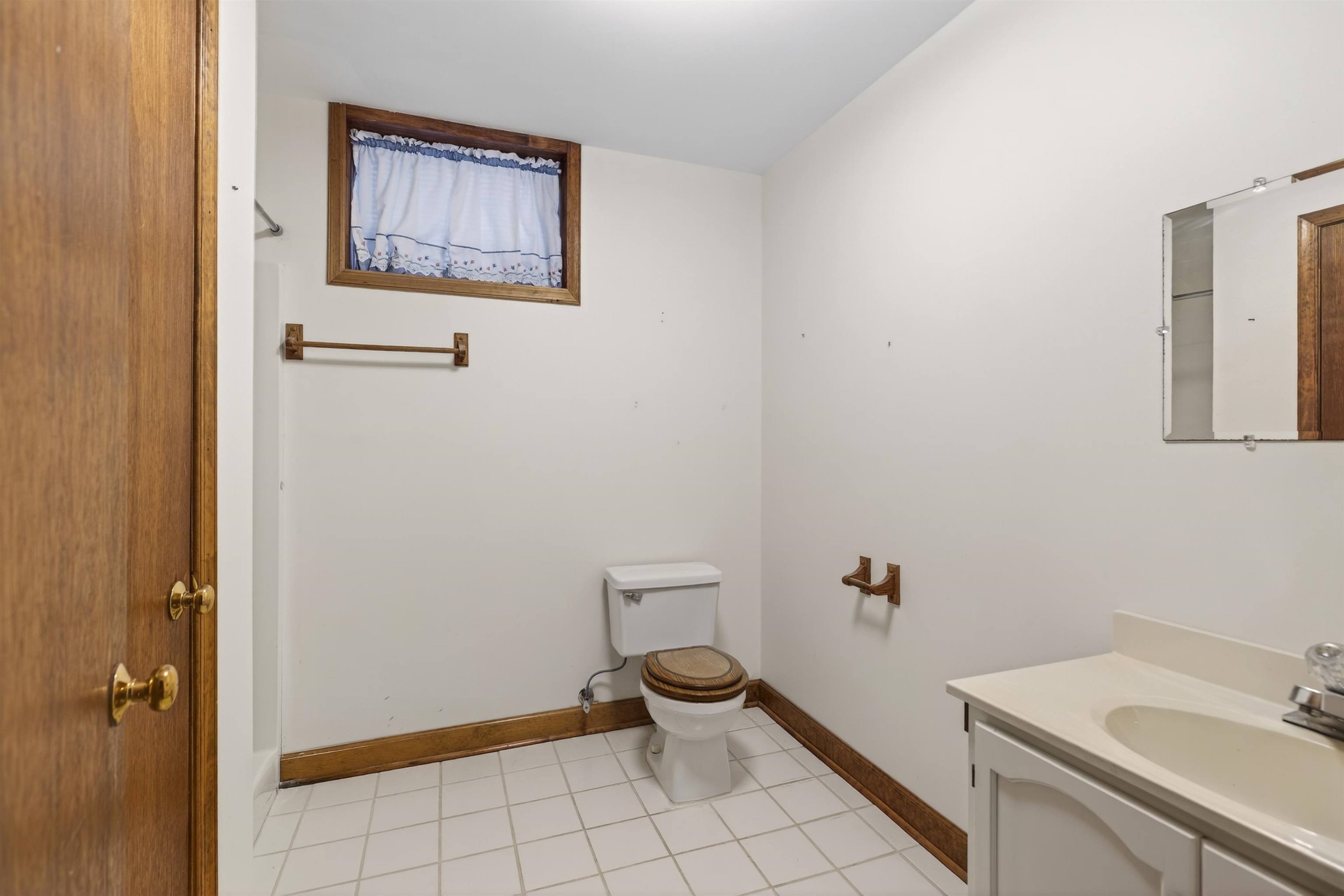 36 SKYLINE AVE, STUARTS DRAFT, Virginia 24477, 3 Bedrooms Bedrooms, ,2 BathroomsBathrooms,Residential,36 SKYLINE AVE,674567 MLS # 674567